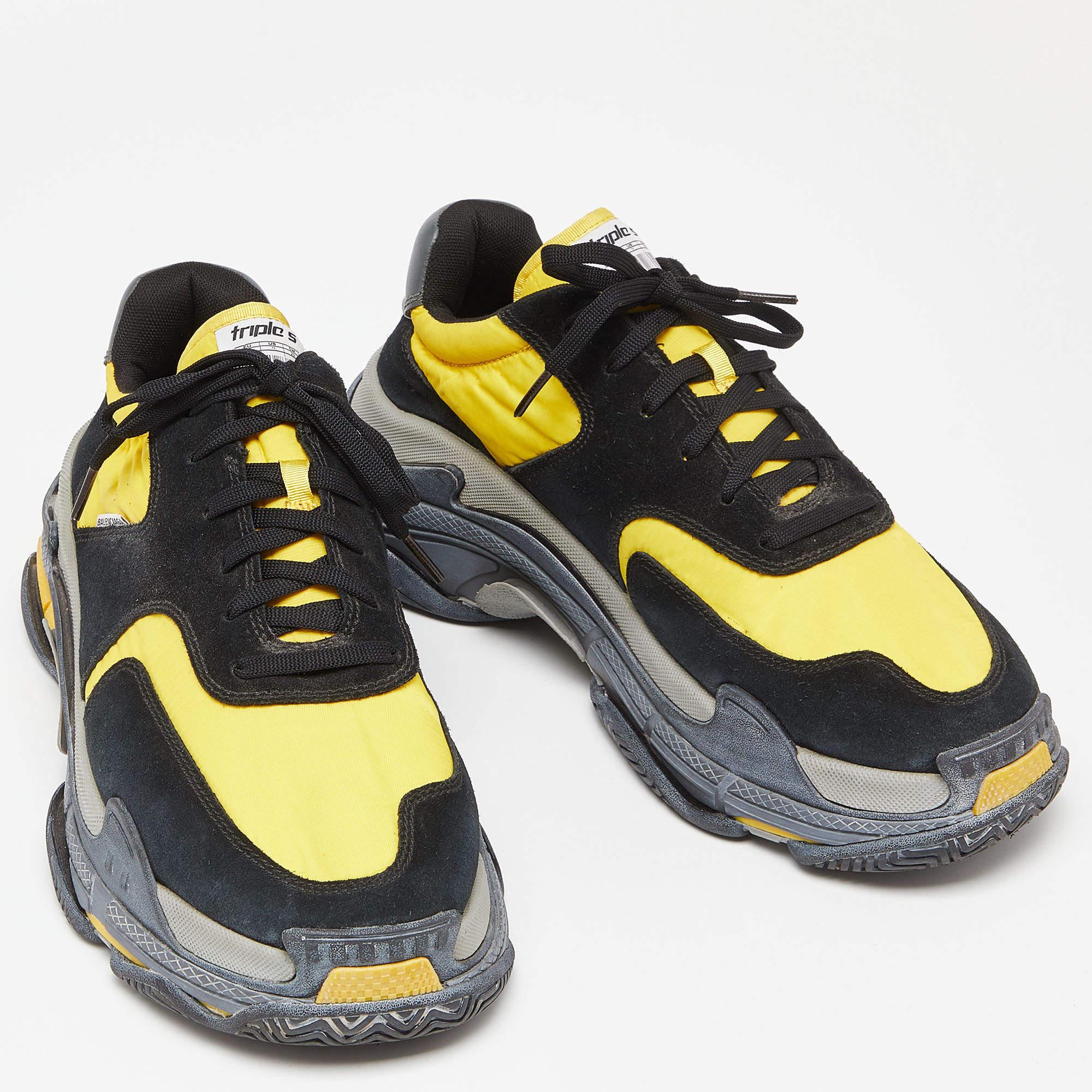 Men's Balenciaga Black/Yellow Suede and Nylon Triple S Sneakers Size 44 For Sale