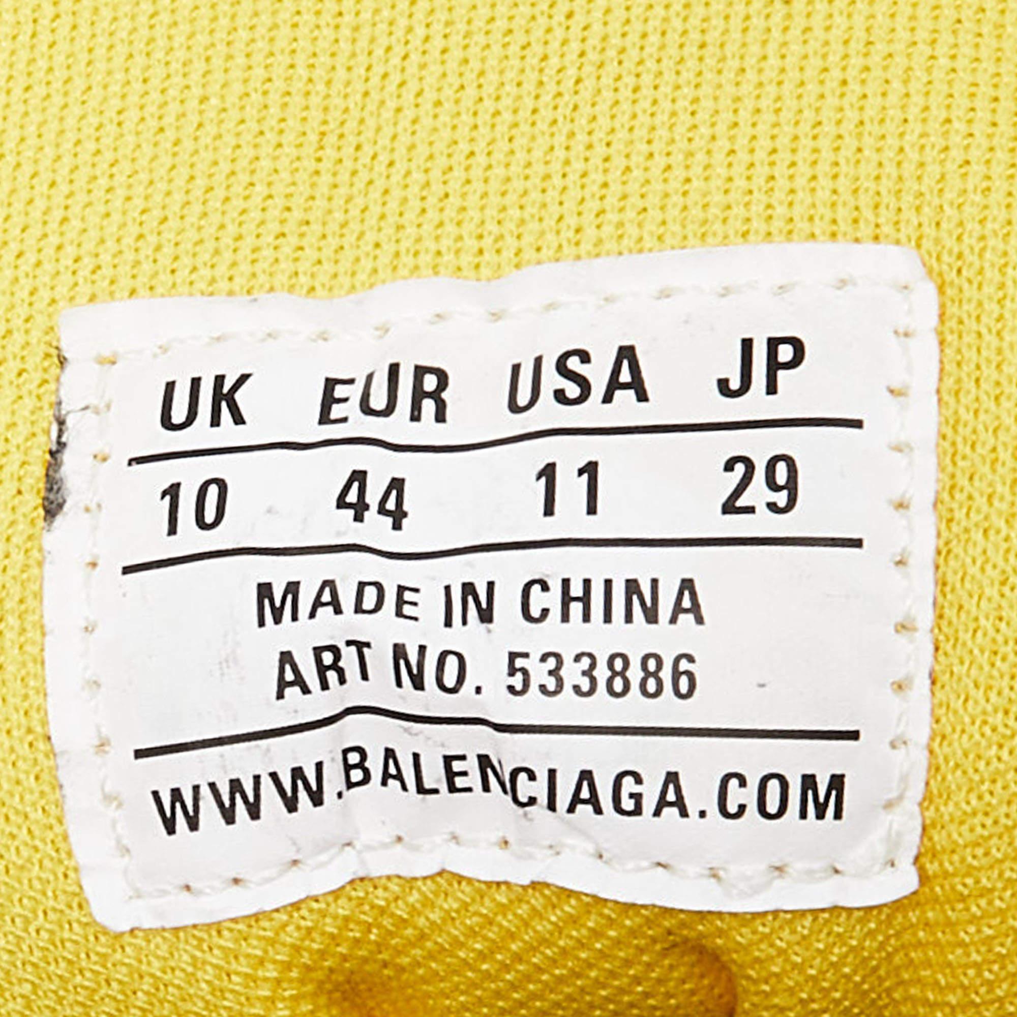 Balenciaga Black/Yellow Suede and Nylon Triple S Sneakers Size 44 en vente 3