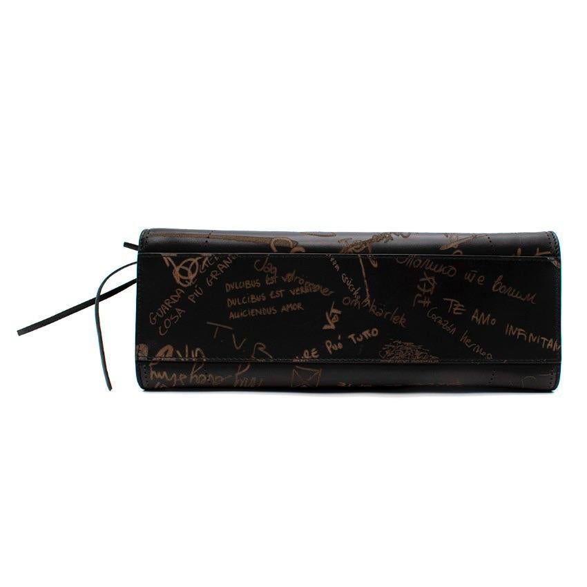 Balenciaga Blackout City Schwarze Leder-Umhängetasche mit Graffiti-Prägung im Angebot 2