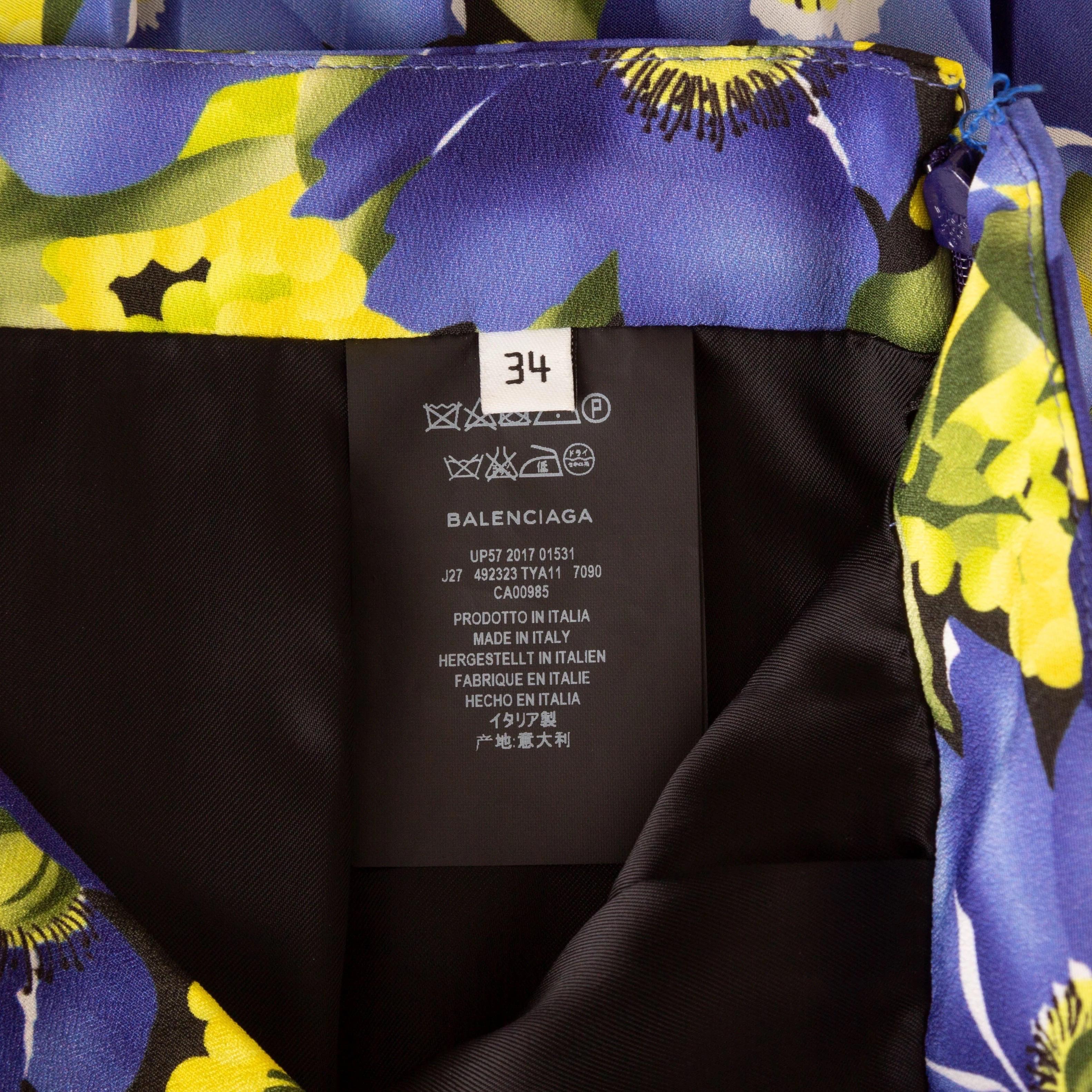 Balenciaga - Jupe plissée en crêpe de Chine imprimé floral bleu et jaune Pour femmes en vente