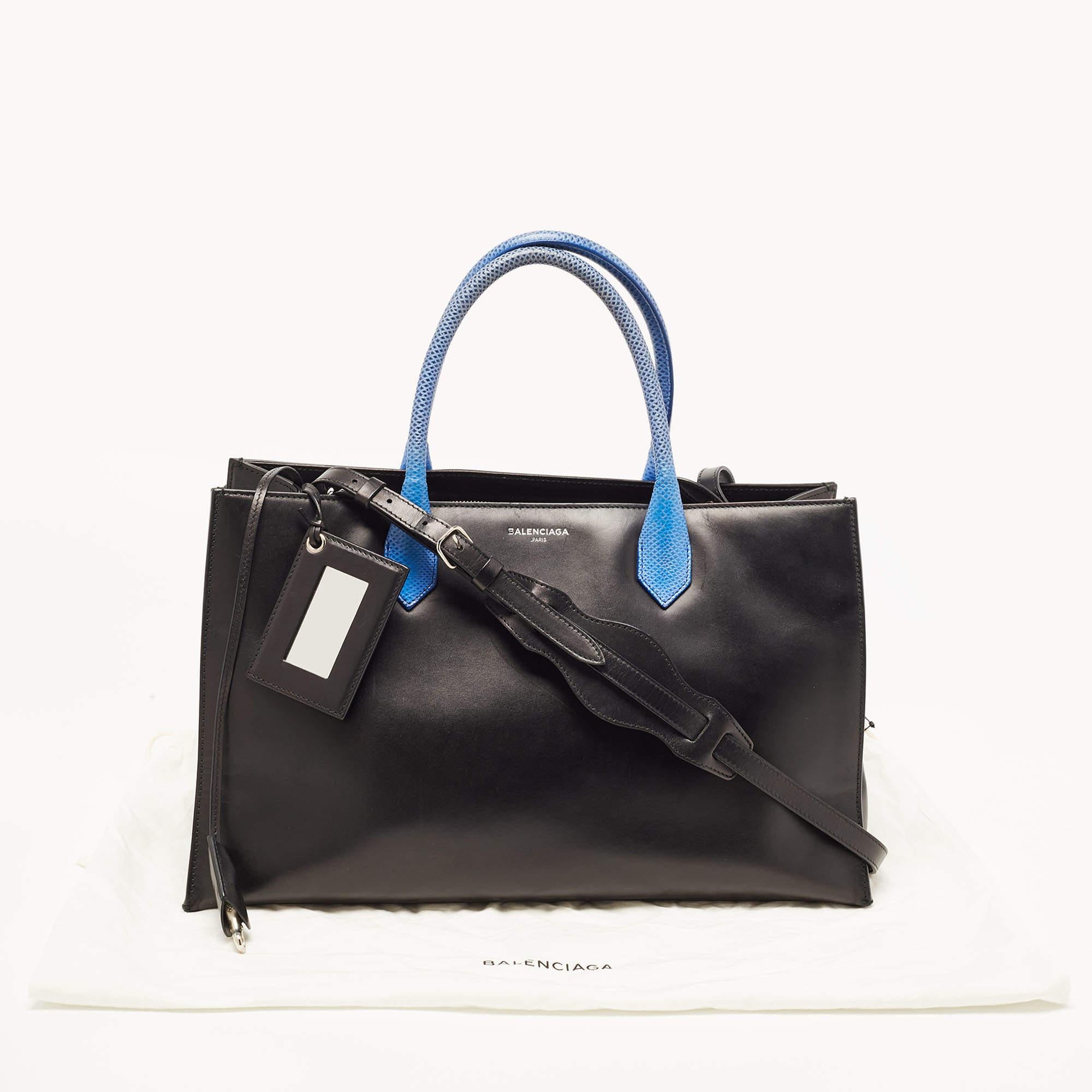 Balenciaga Blue/Black Leather and Lizard Handle Padlock Tote For Sale 7