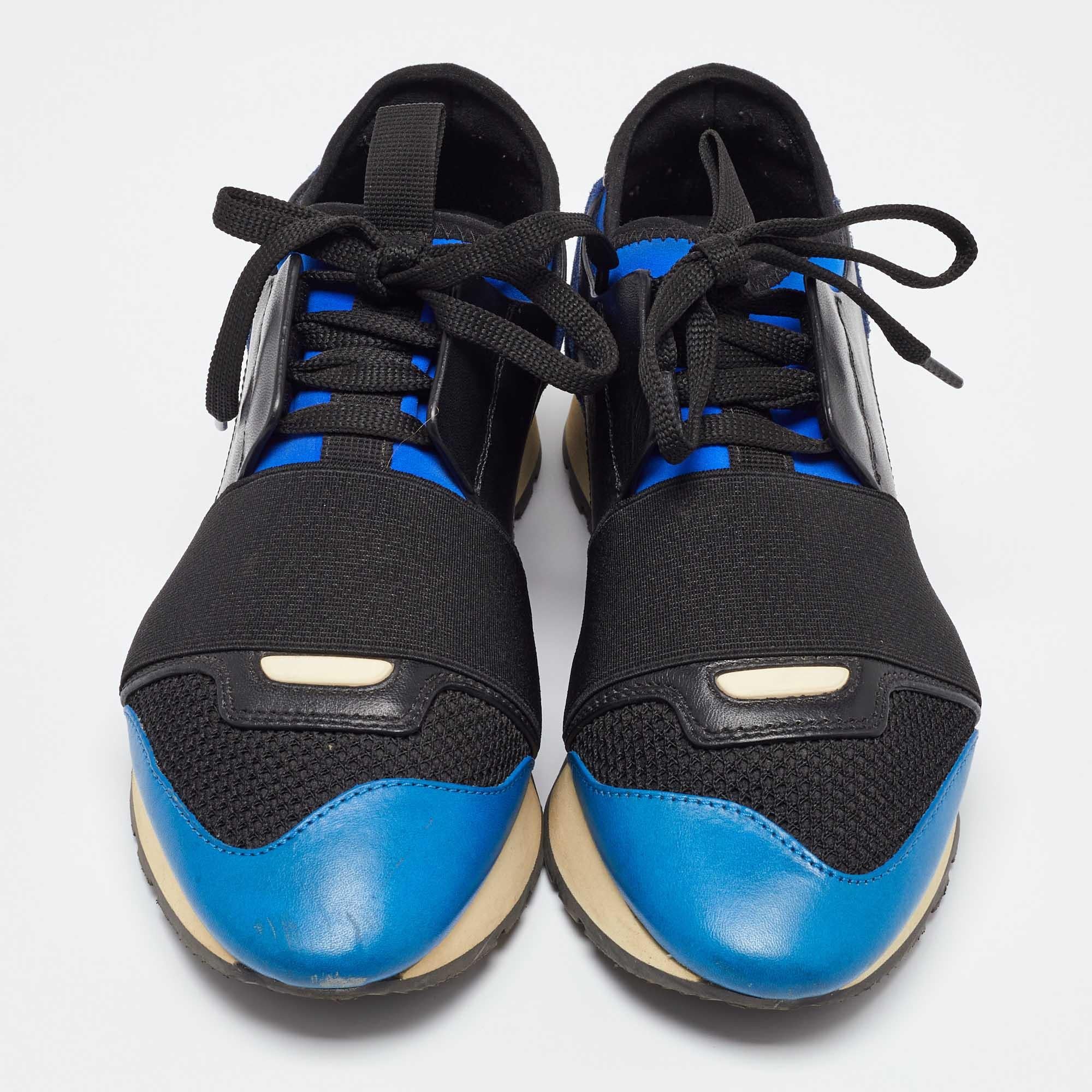 Violet Balenciaga - Baskets Race Runner en cuir et maille bleu/noir - Taille 35 en vente