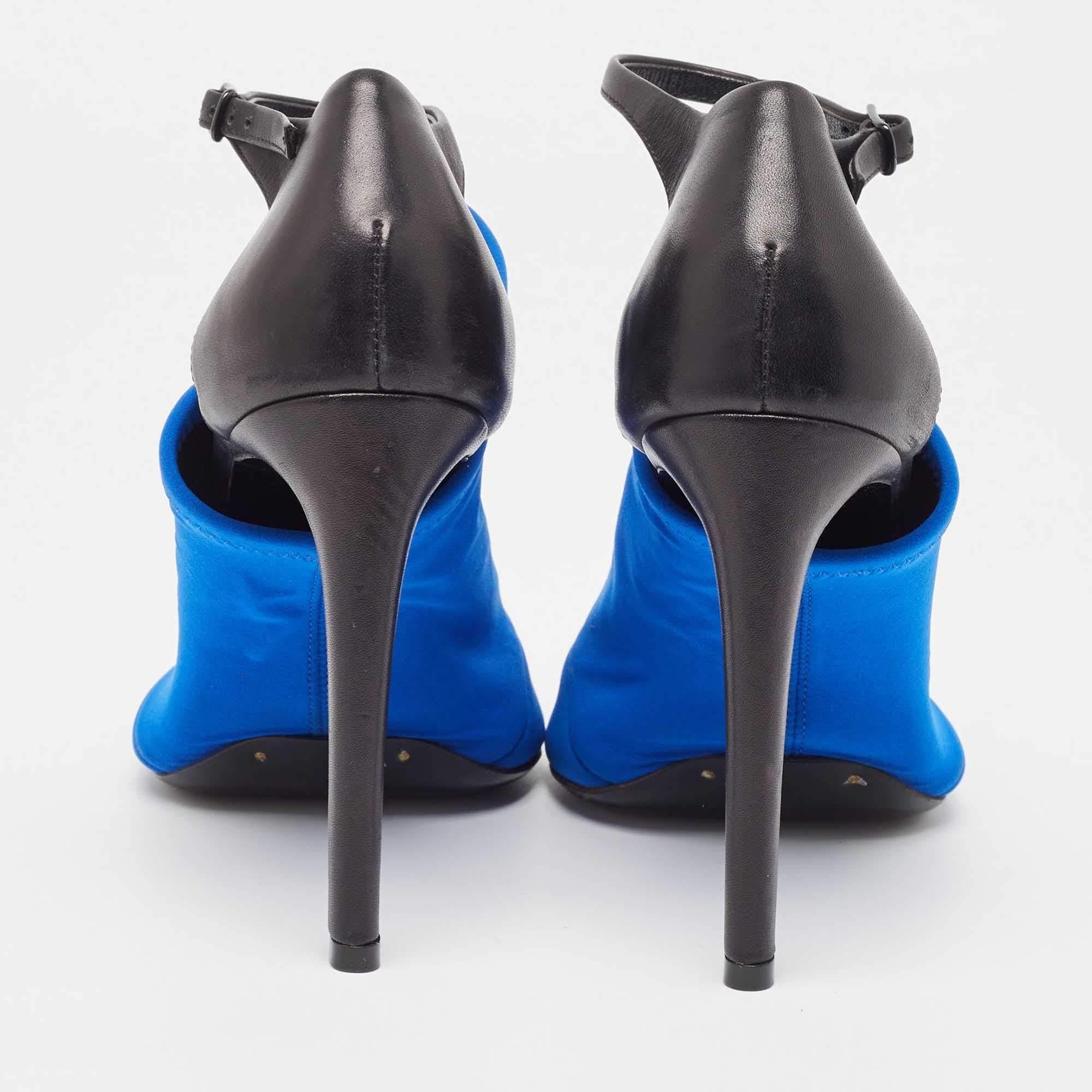 Balenciaga Blue/Black Neoprene and Leather Glove Sandals Size 38.5 For Sale 1
