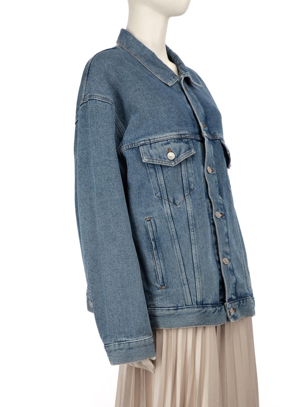 CONDITION is Very good. Minimal wear to the denim jacket is evident. Light discolouration on the front of the left sleeve on this used Balenciaga designer resale item.
  
  Details
  
  
  Blue 
  
  Denim 
  
  Jacket 
  
  Oversized 
  
  4x Front