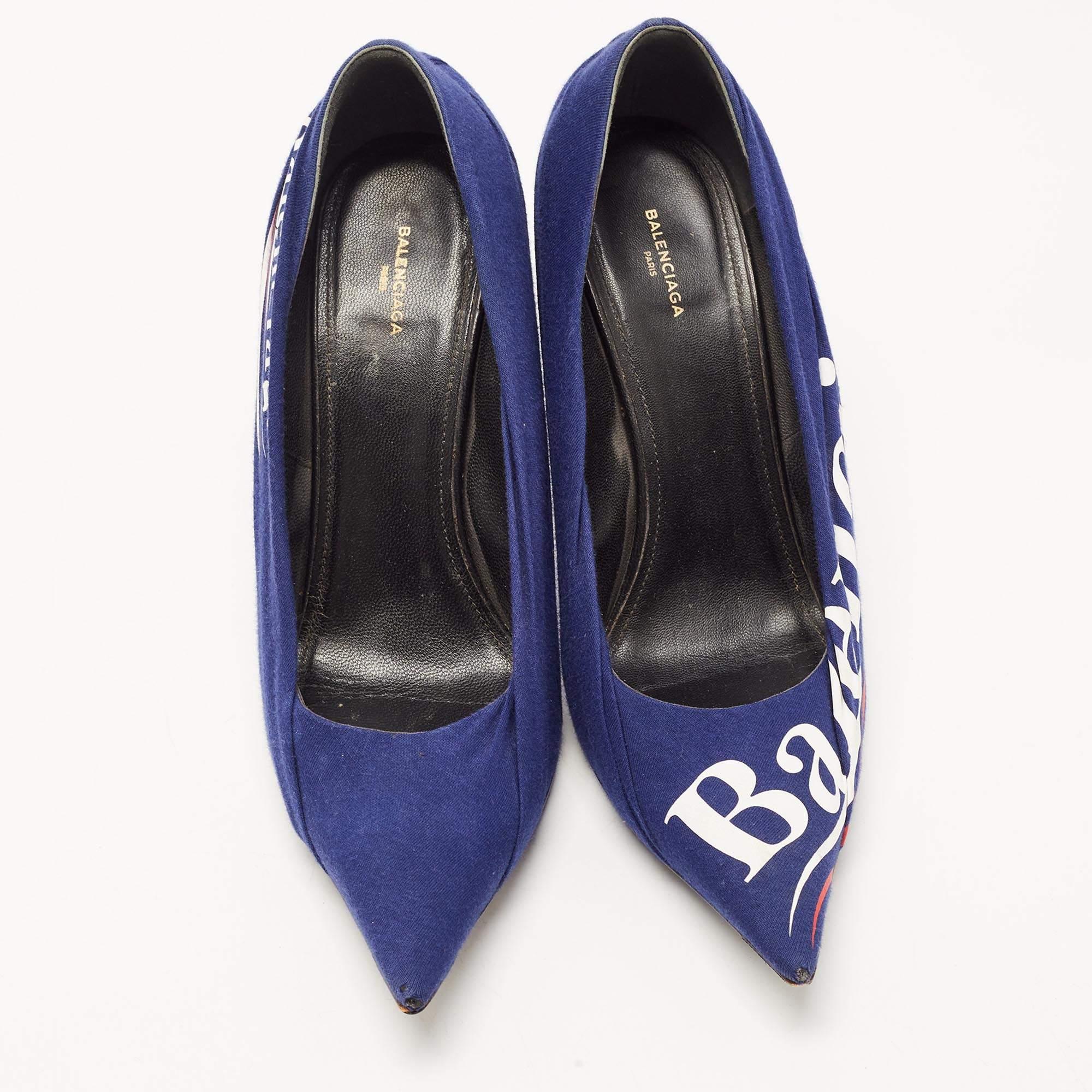 Exhibit an elegant style with this pair of Balenciaga pumps. These designer pumps are crafted from quality materials. They are set on durable soles and high heels.

