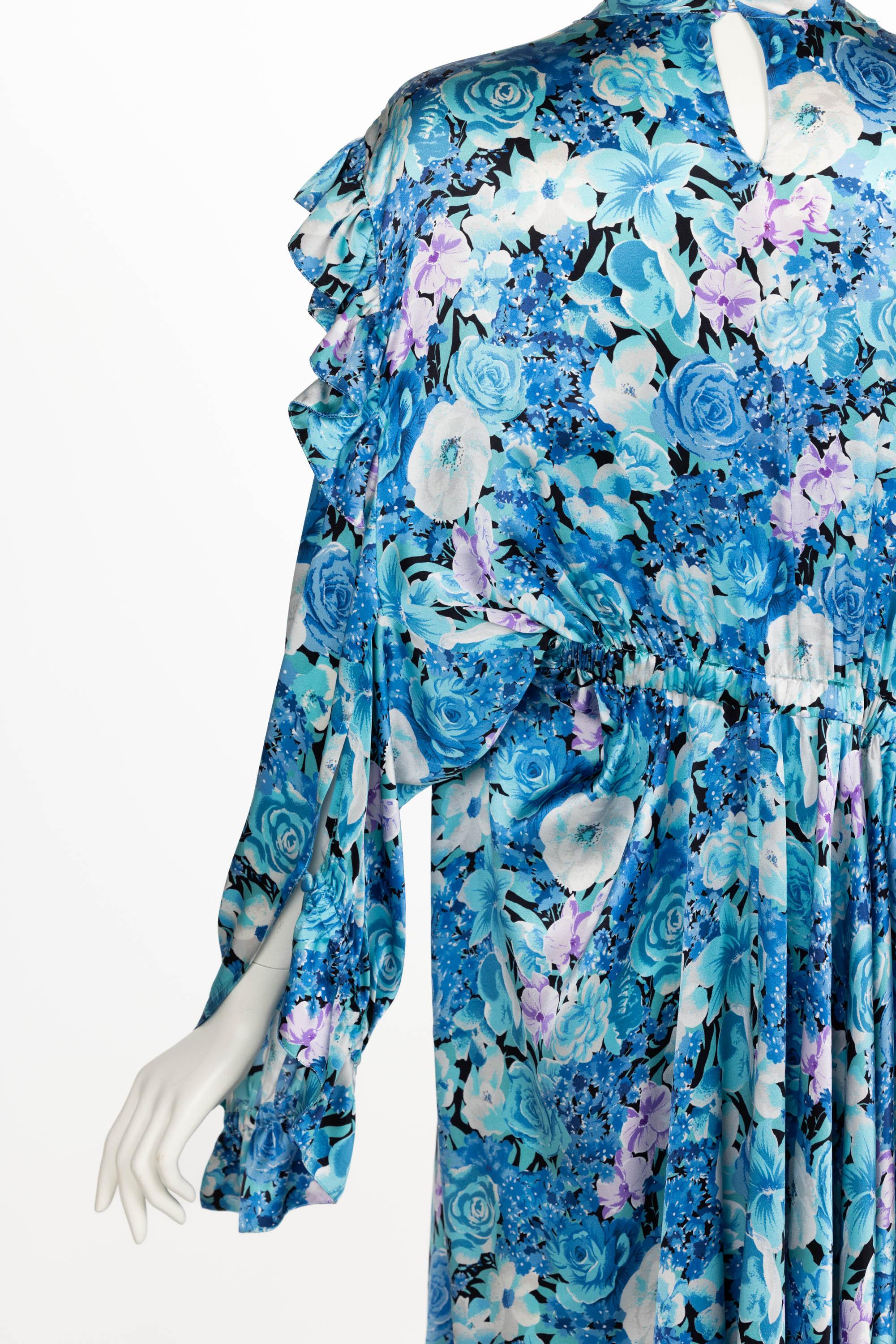 Balenciaga Blue floral print ruffle Satin Midi Dress Spring 2020 For Sale 2