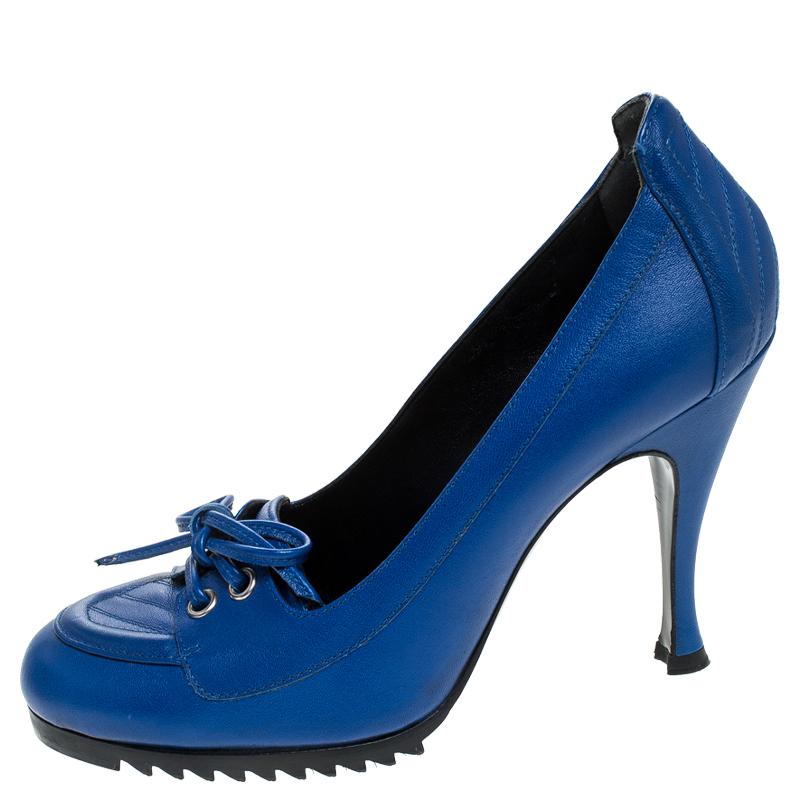 These pumps made from leather reflect comfortable fashion and classic style. Designed to excellence, this blue pair is from the leading luxury house of Balenciaga, and it arrives like a loafer but with a 10 cm heel.

Includes:Original Dustbag
