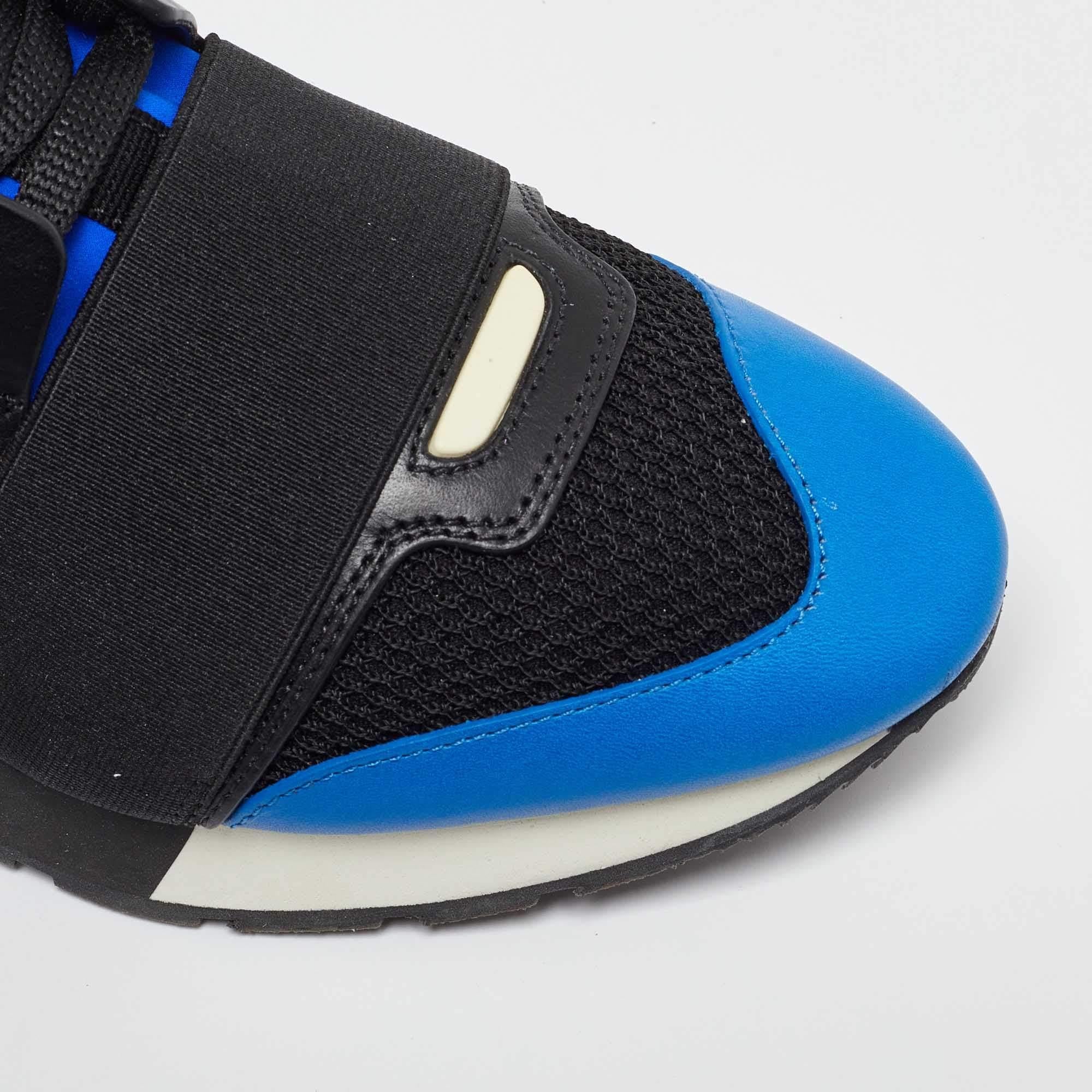 Balenciaga Blue Leather  Mesh and Suede Race Runner Low Top Sneakers Size 37 For Sale 3