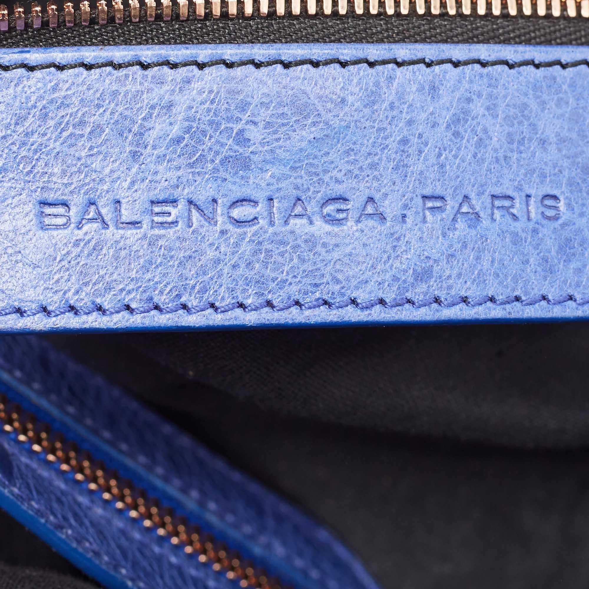 Balenciaga - Sac de ville Classic en cuir bleu et quincaillerie or rose en vente 11