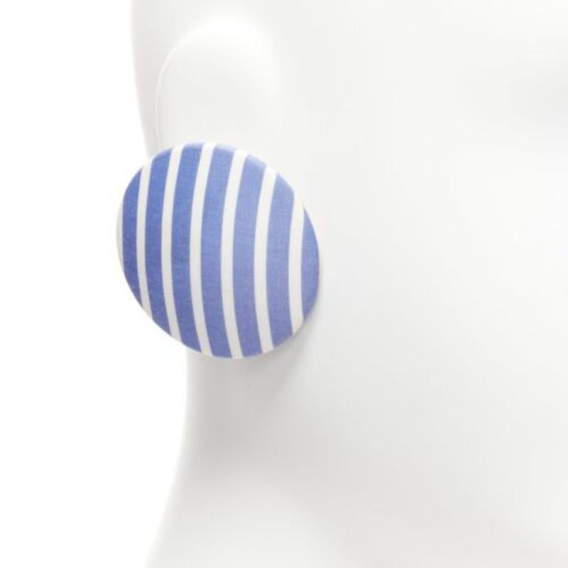 Balenciaga orecchini con borchie in tessuto a righe blu Set 3 In condizioni discrete in vendita a Hong Kong, NT