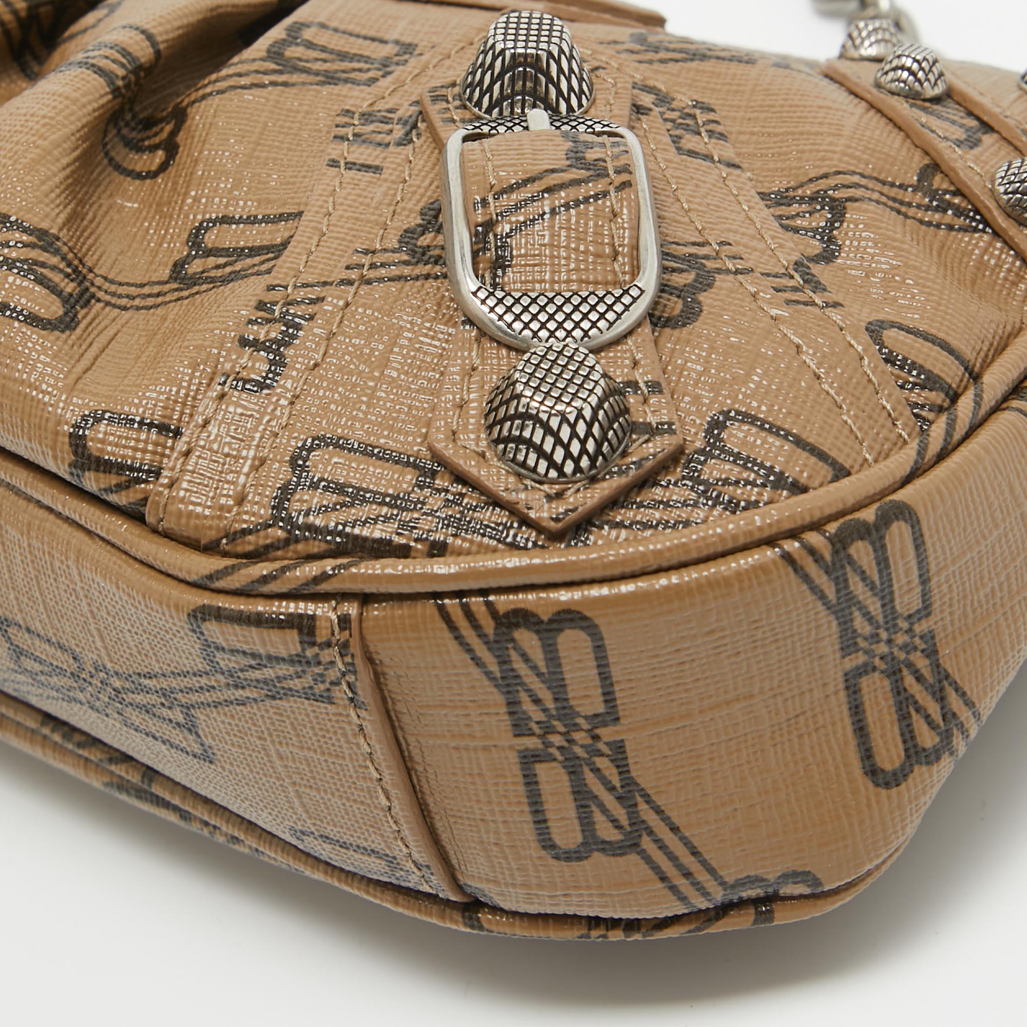 Balenciaga Brown/Black BB Monogram Leather Mini Le Cagole Shoulder Bag en vente 6