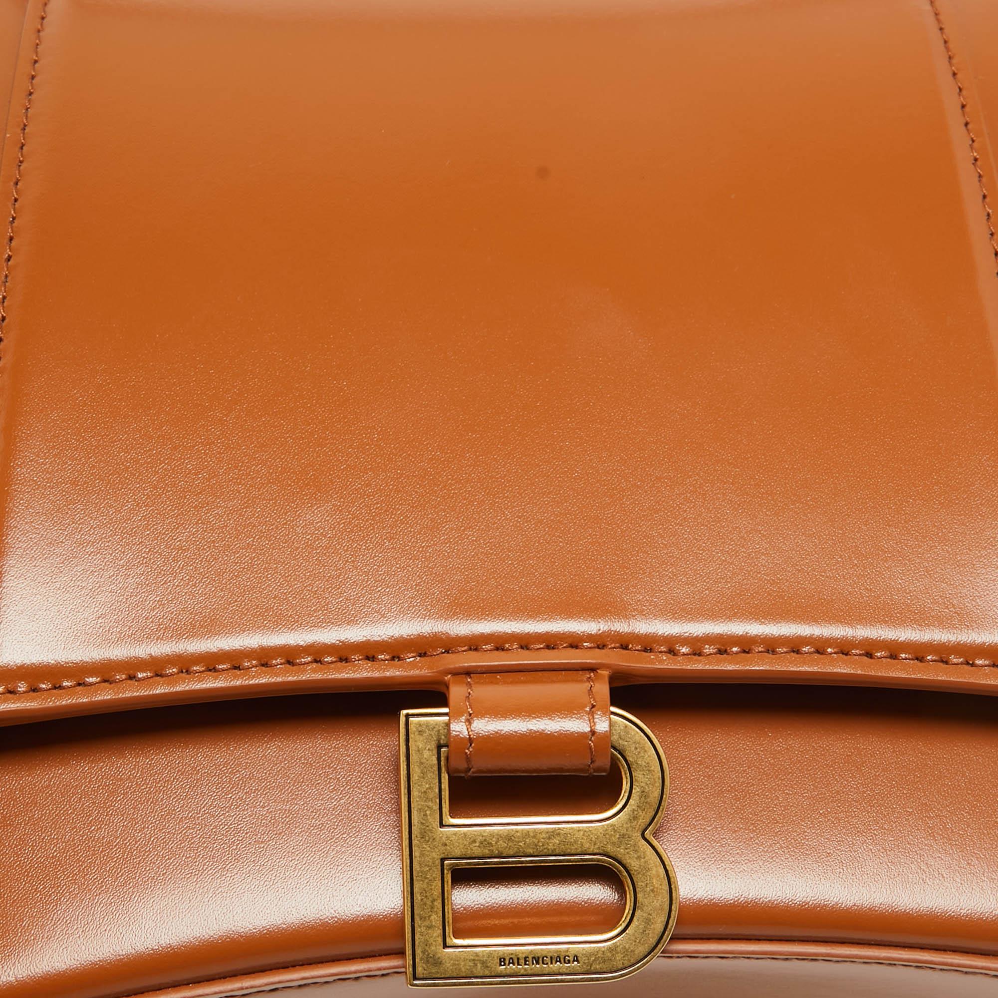 Balenciaga Brown Leather Medium Hourglass Top Handle Bag In Excellent Condition For Sale In Dubai, Al Qouz 2