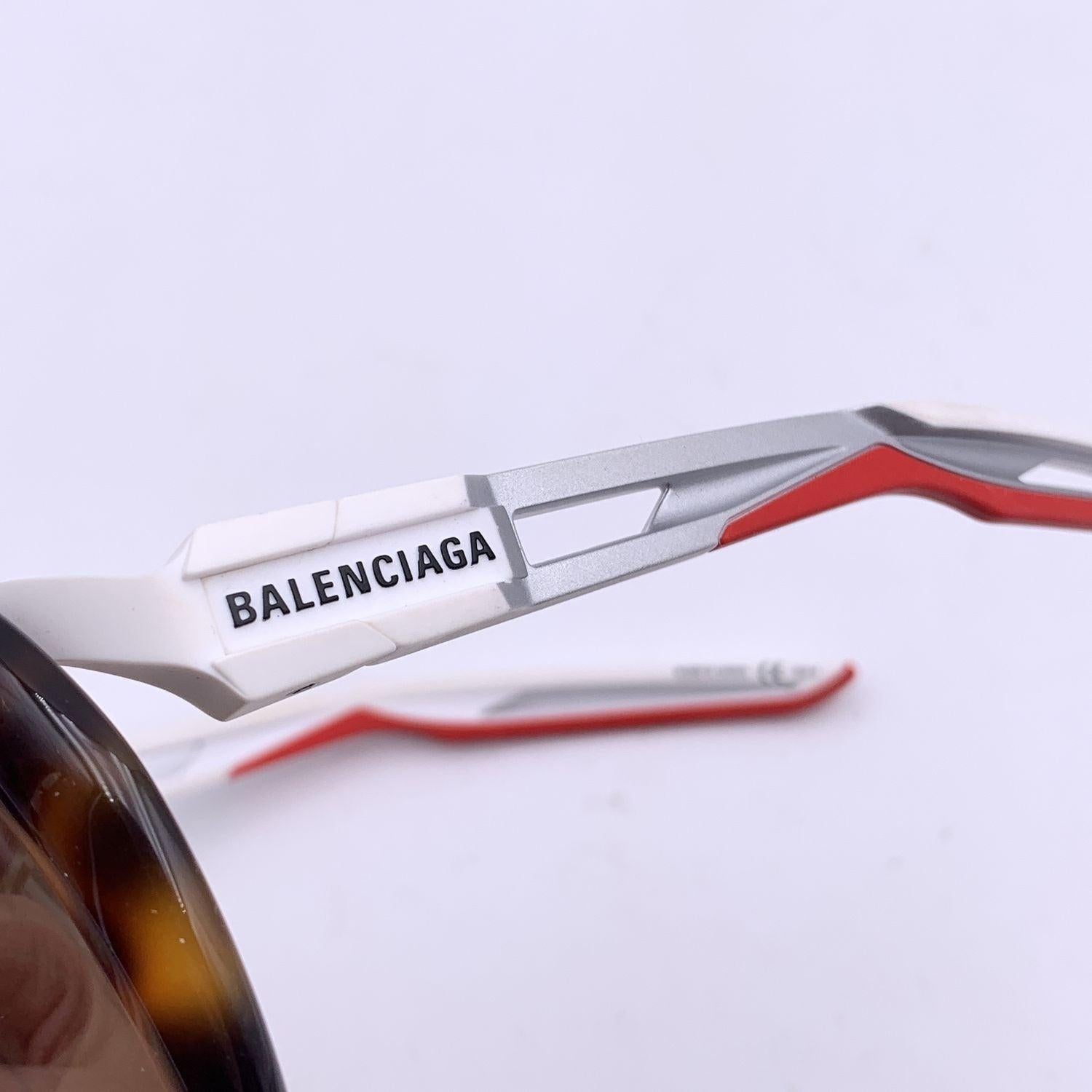 Balenciaga Brown TripleS Oversized Sunglasses BB0024S 58/19 135mm 2