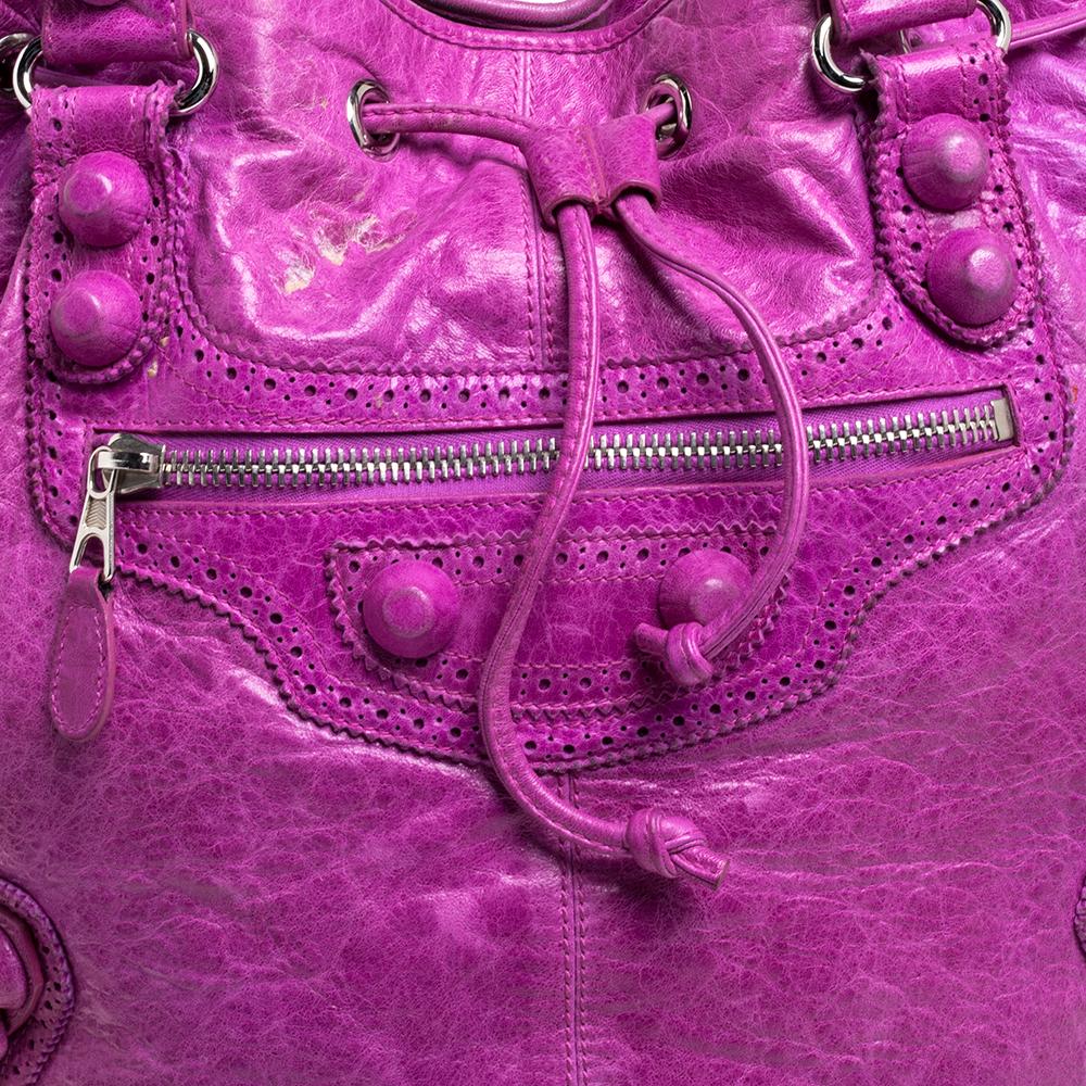 Balenciaga Bubble Gum Leather GSH Pompon Hobo In Good Condition In Dubai, Al Qouz 2
