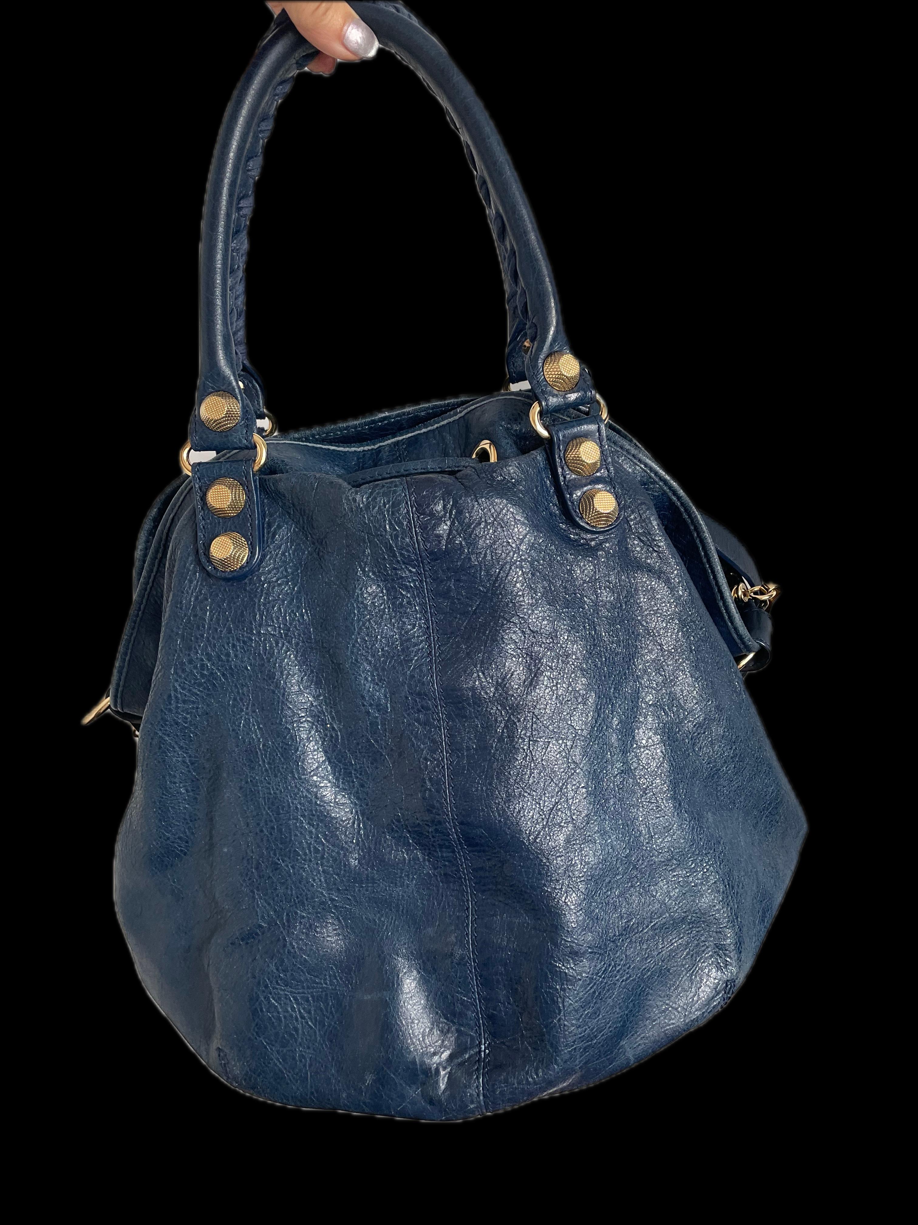 Balenciaga Bucket bag with Saint gold Studs and shoulder strap For Sale 4