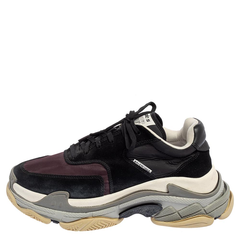 Balenciaga Burgundy/Black Nylon And Suede Triple S Sneakers Size 41 In Good Condition In Dubai, Al Qouz 2