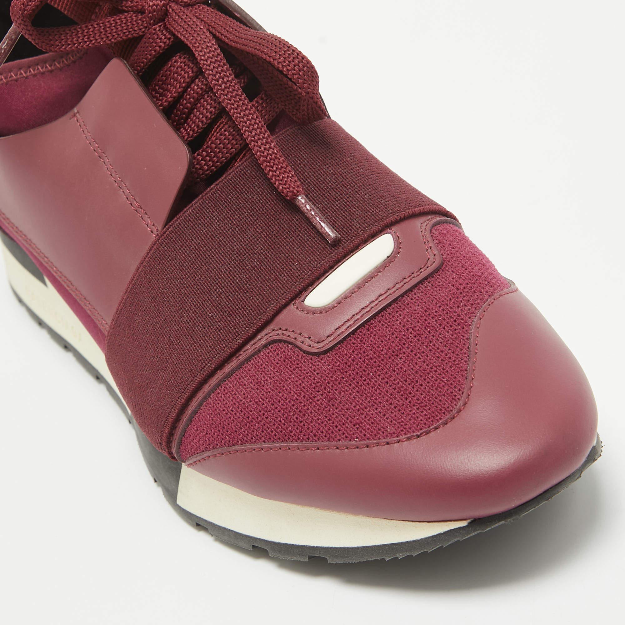 Balenciaga, scarpe da ginnastica in tessuto e pelle Race Runner Lace Up, taglia 39. in vendita 2