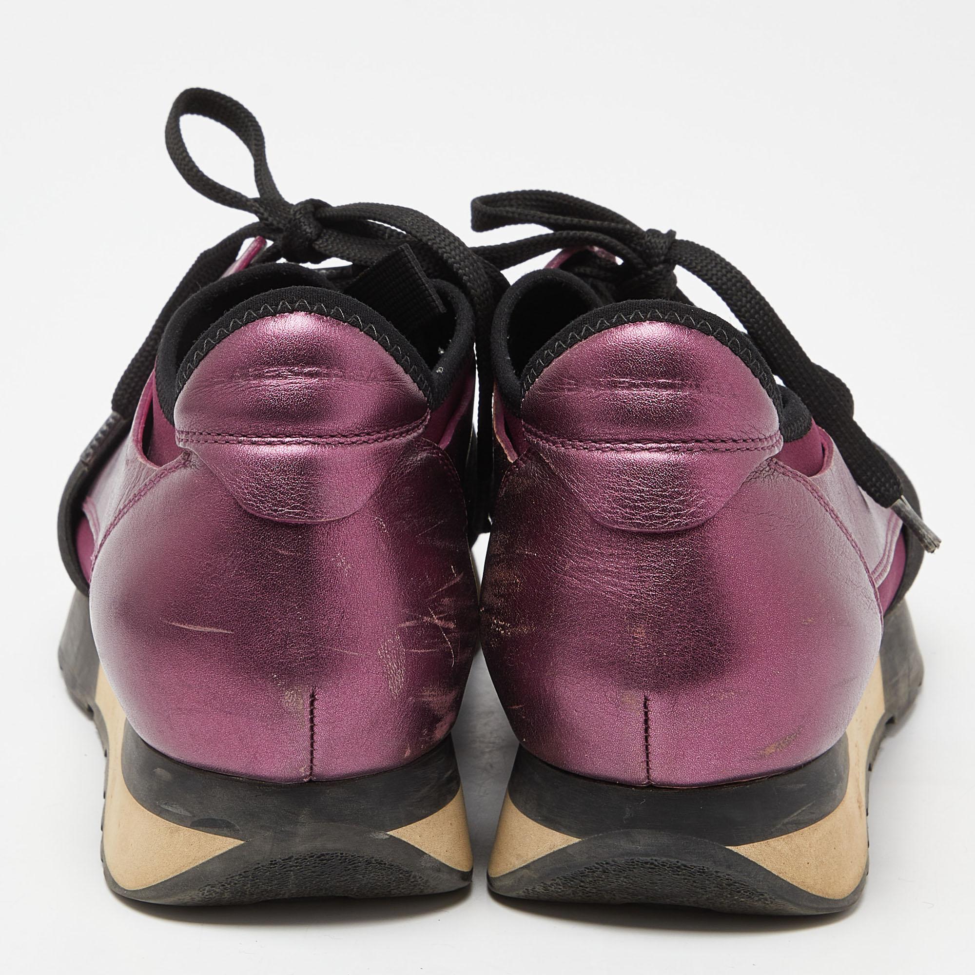 Women's Balenciaga Burgundy Leather, Neoprene and Fabric Race Runner Sneakers Size 39 For Sale
