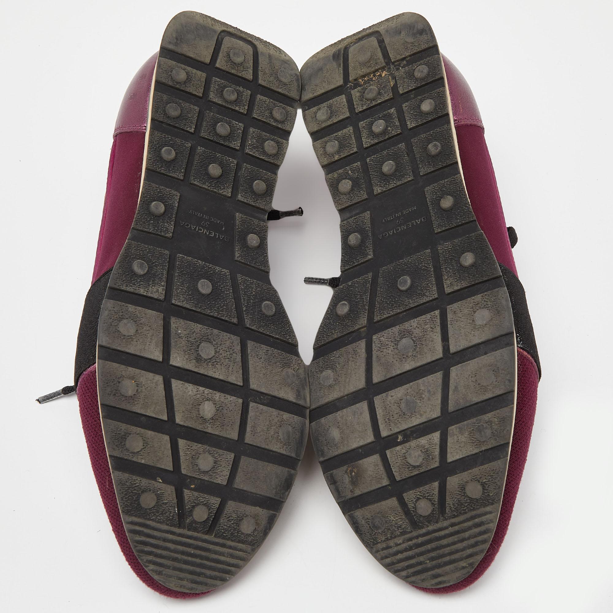 Balenciaga Burgundy Leather, Neoprene and Fabric Race Runner Sneakers Size 39 For Sale 1