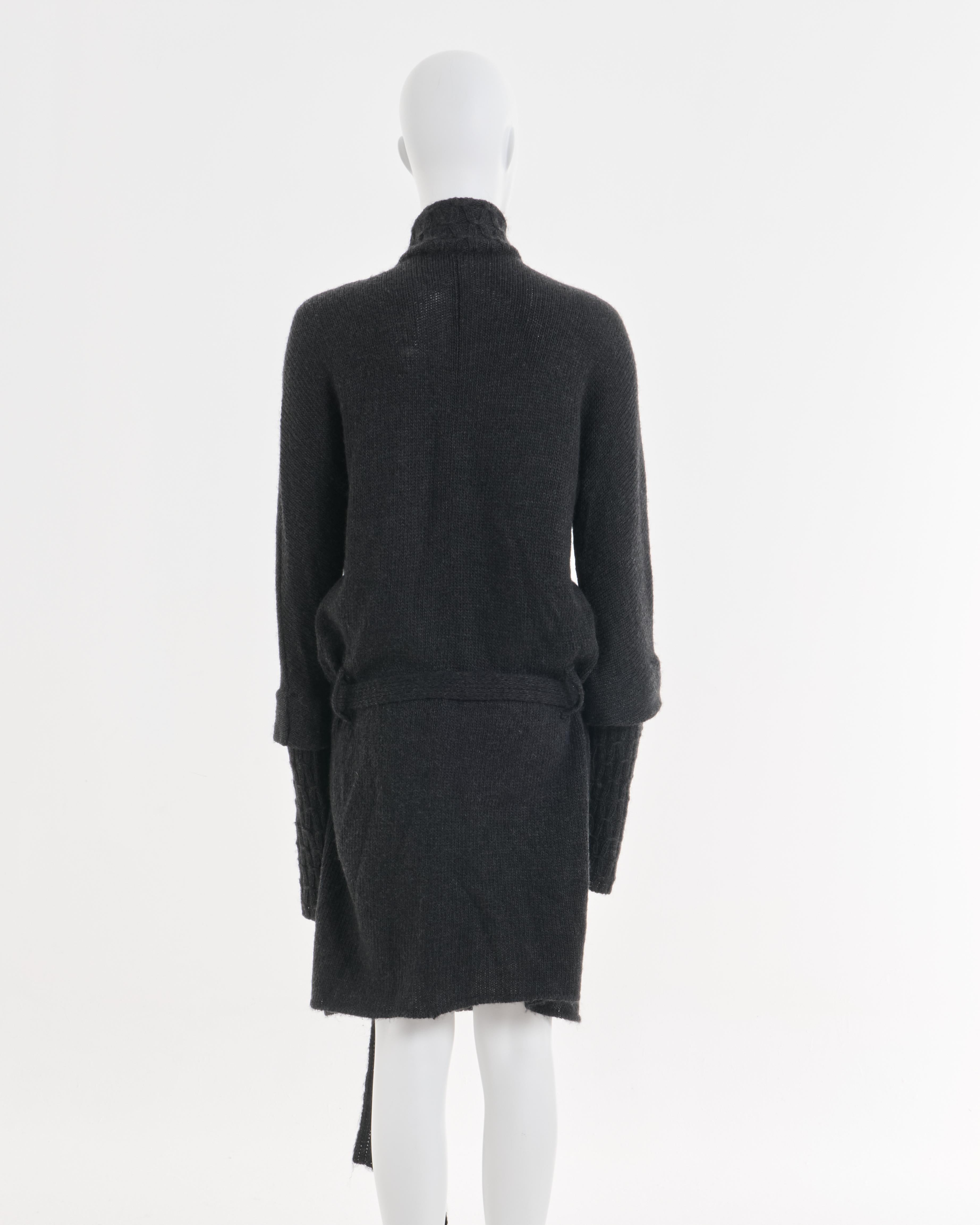Women's Balenciaga by Nicolas Ghesquière A/W 2007 Double Breasted Knitted Black Coat For Sale