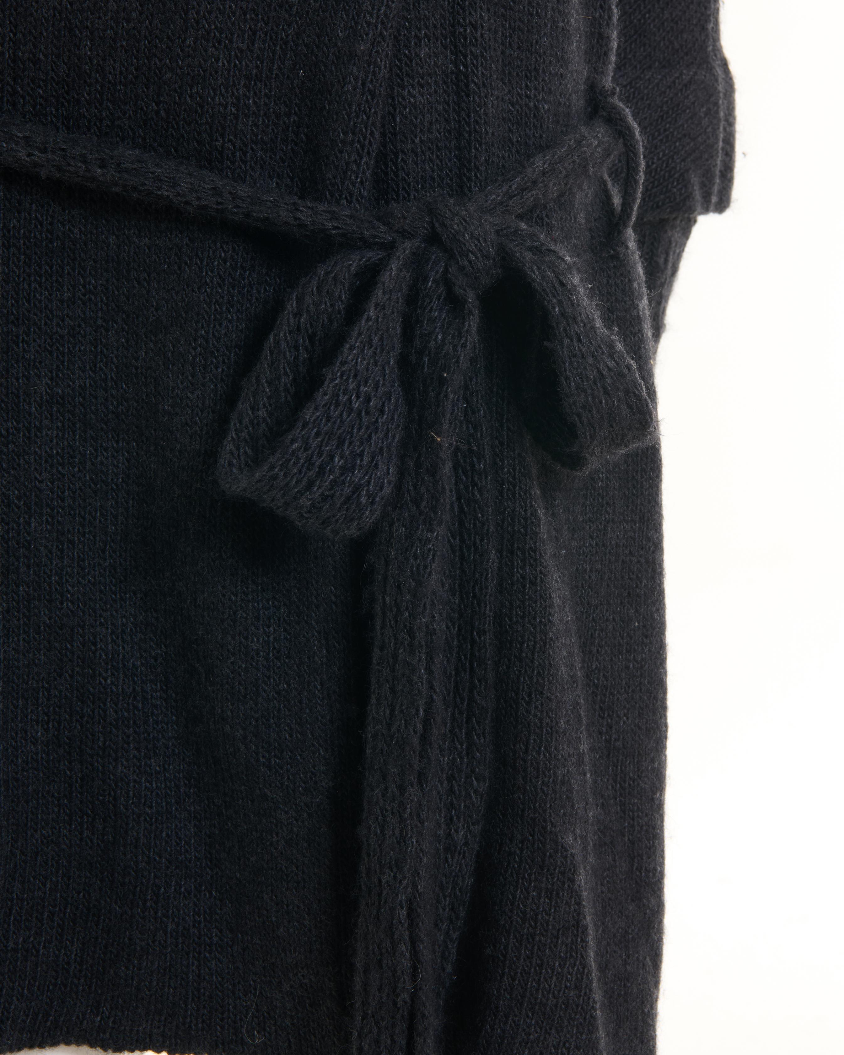 Balenciaga by Nicolas Ghesquière A/W 2007 Double Breasted Knitted Black Coat For Sale 3