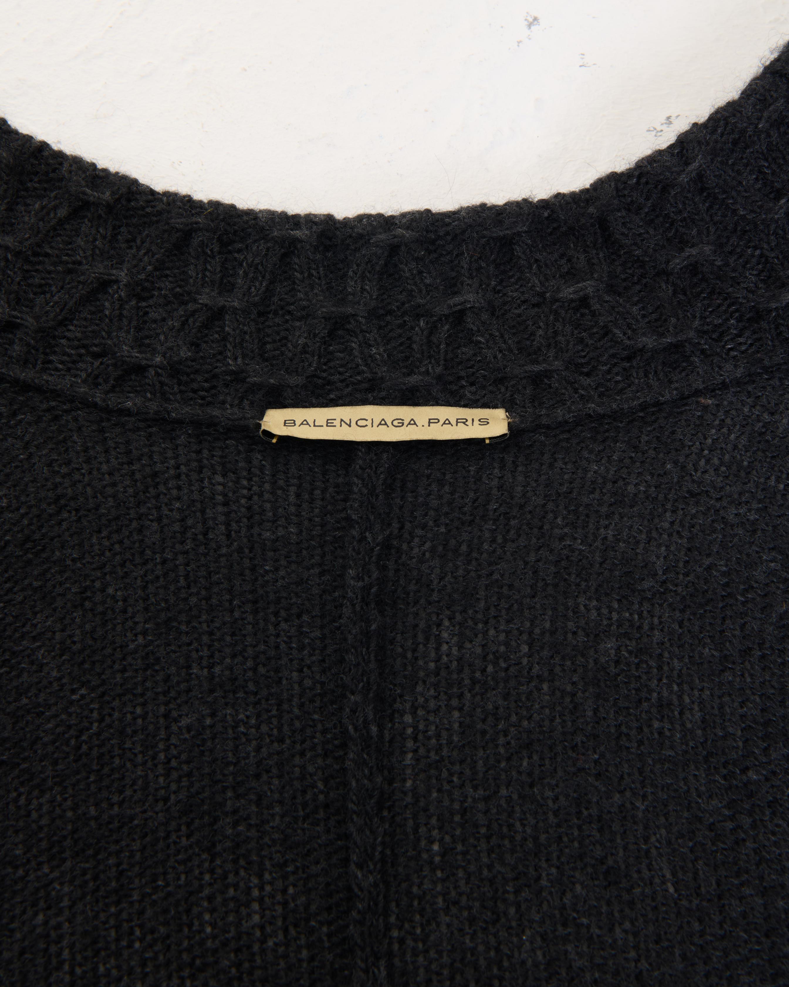 Balenciaga by Nicolas Ghesquière A/W 2007 Double Breasted Knitted Black Coat For Sale 4
