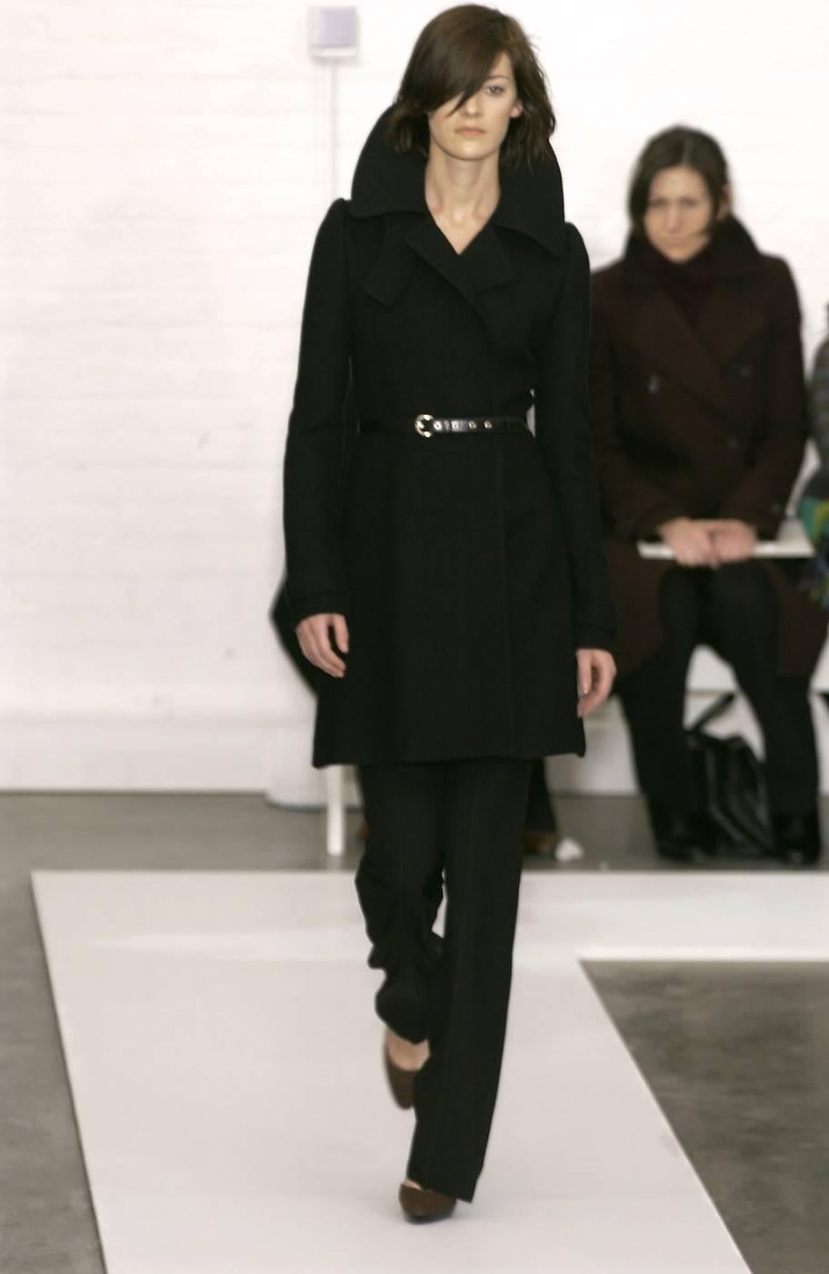 Balenciaga by Nicolas Ghesquiere black runway coat with leather belt, 2002  For Sale 3