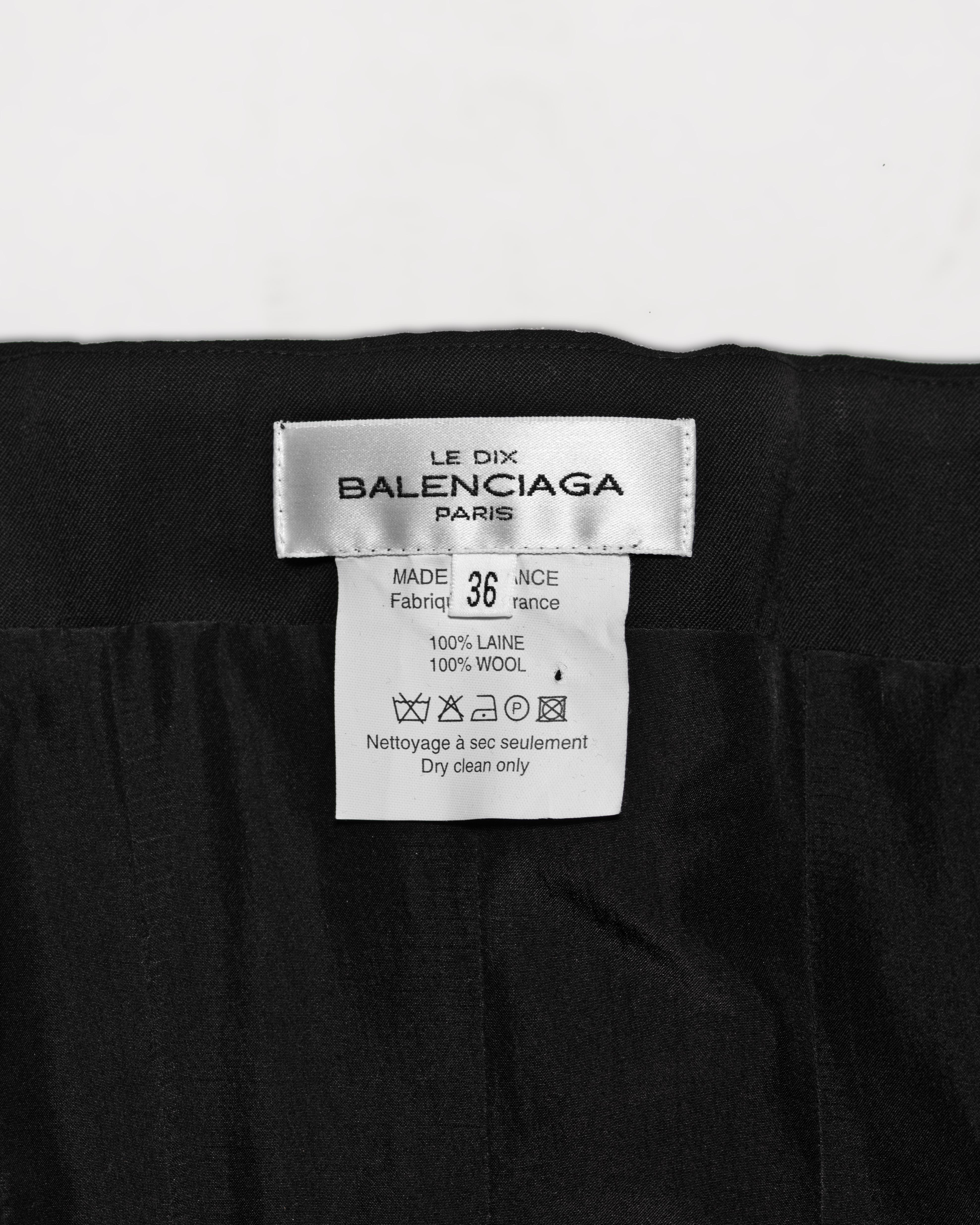Balenciaga di  Nicolas Ghesquière - Vestito bustier scolpito in lana nera, FW 2001 in vendita 7