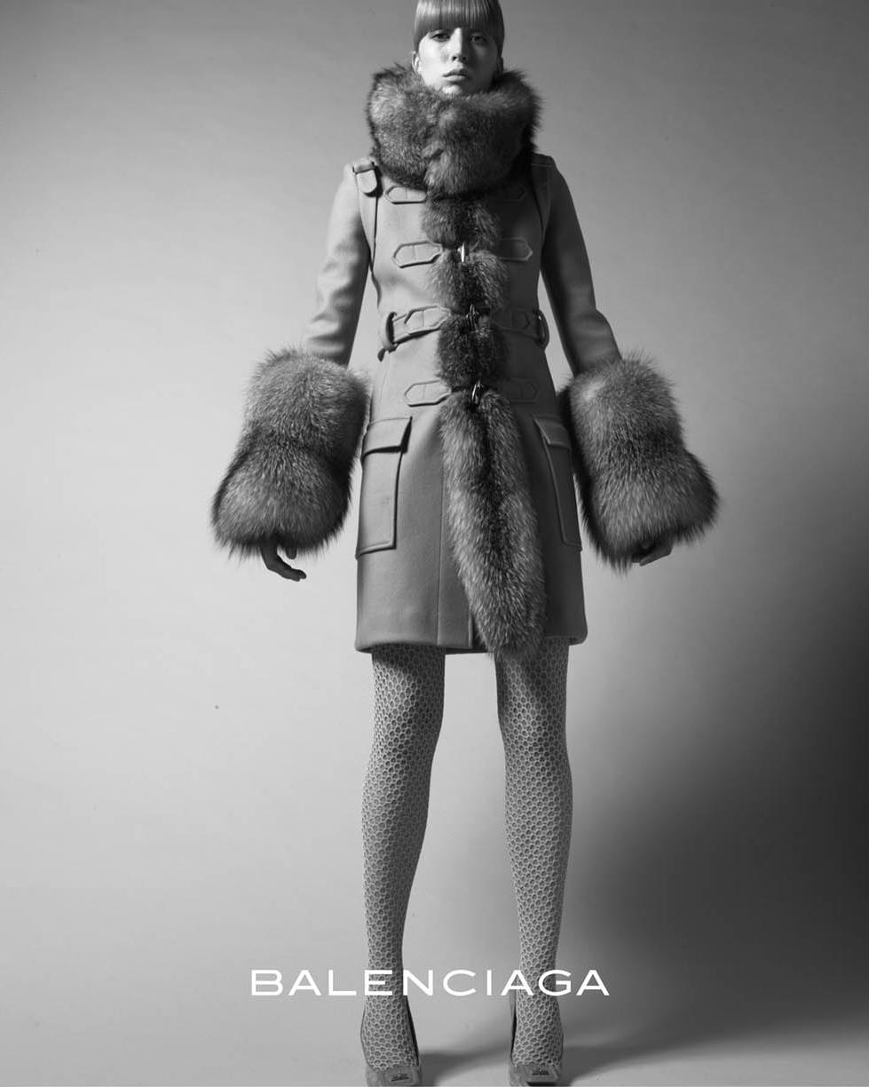 Balenciaga by Nicolas Ghesquière Fur-Trimmed Felted Wool Duffle Coat, fw 2005 For Sale 2