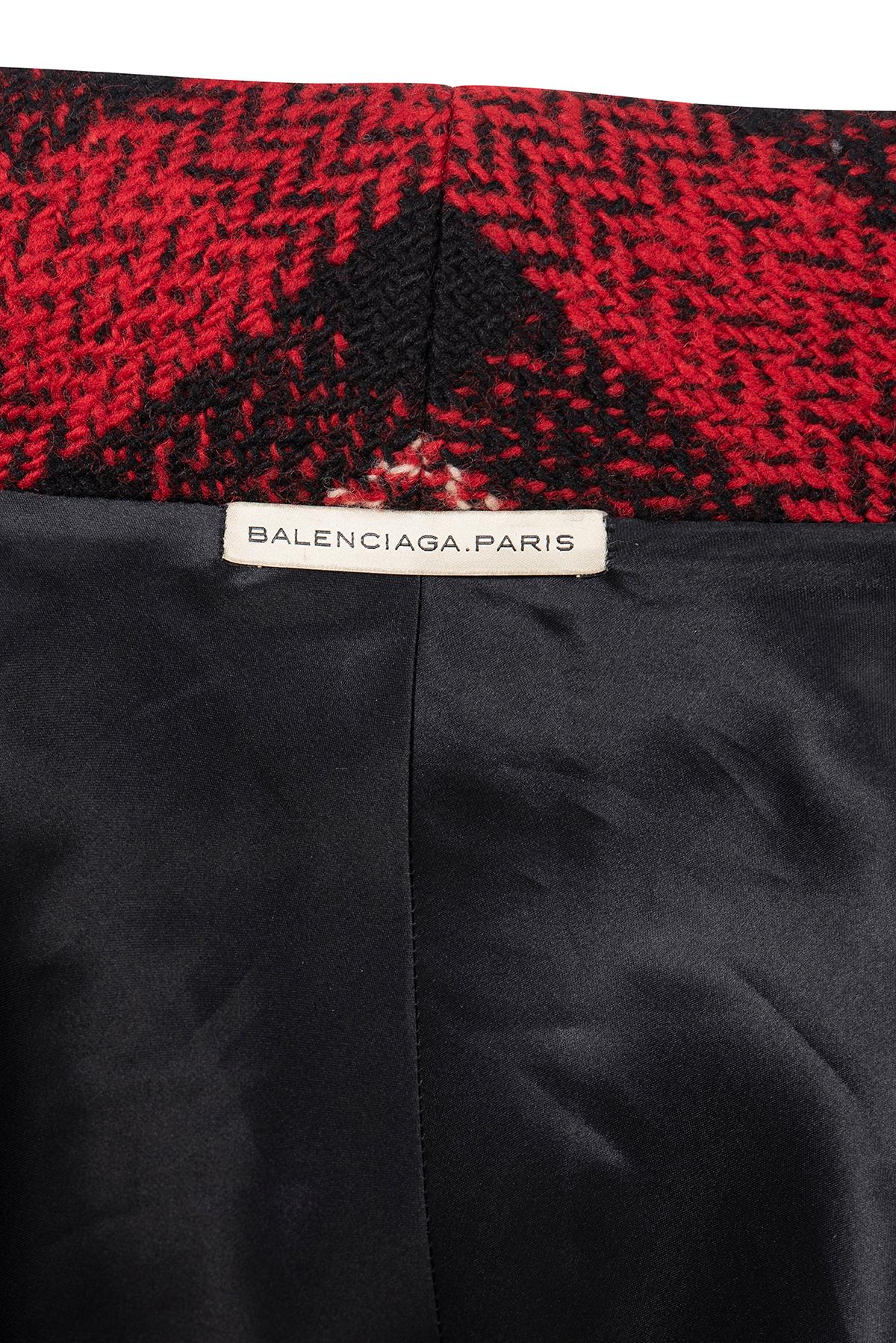 BALENCIAGA BY NICOLAS GHESQUIÈRE FW 06 Icónico y raro abrigo corto de tartán en Excelente estado para la venta en Milano, MILANO