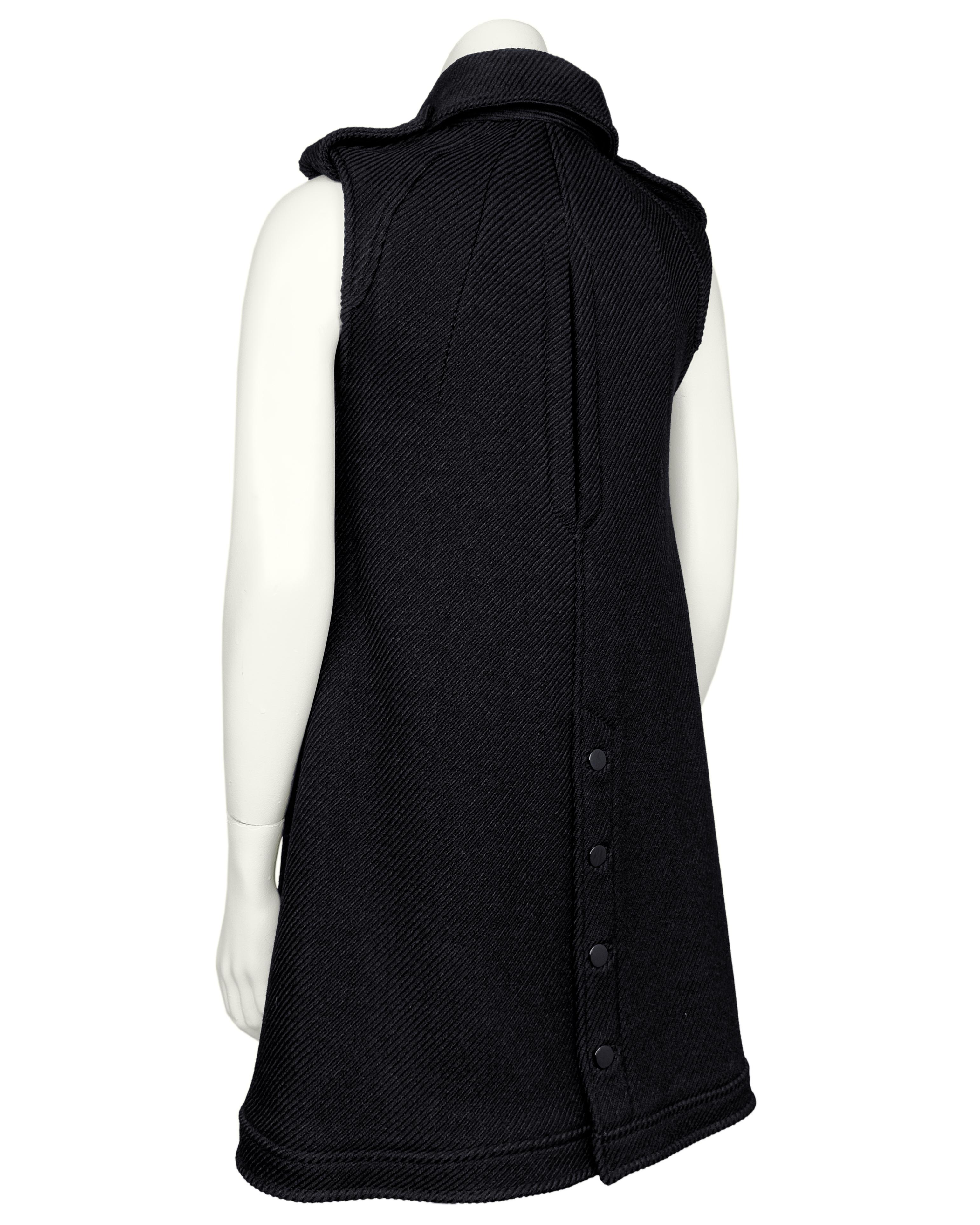 Women's Balenciaga by Nicolas Ghesquière FW 2003 Runway Black Sleeveless Shift Dress 36 For Sale