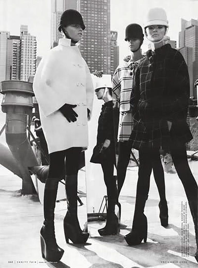 Balenciaga by Nicolas Ghesquière FW 2006 Runway Combinaison veste et jupe en laine à carreaux Pour femmes en vente