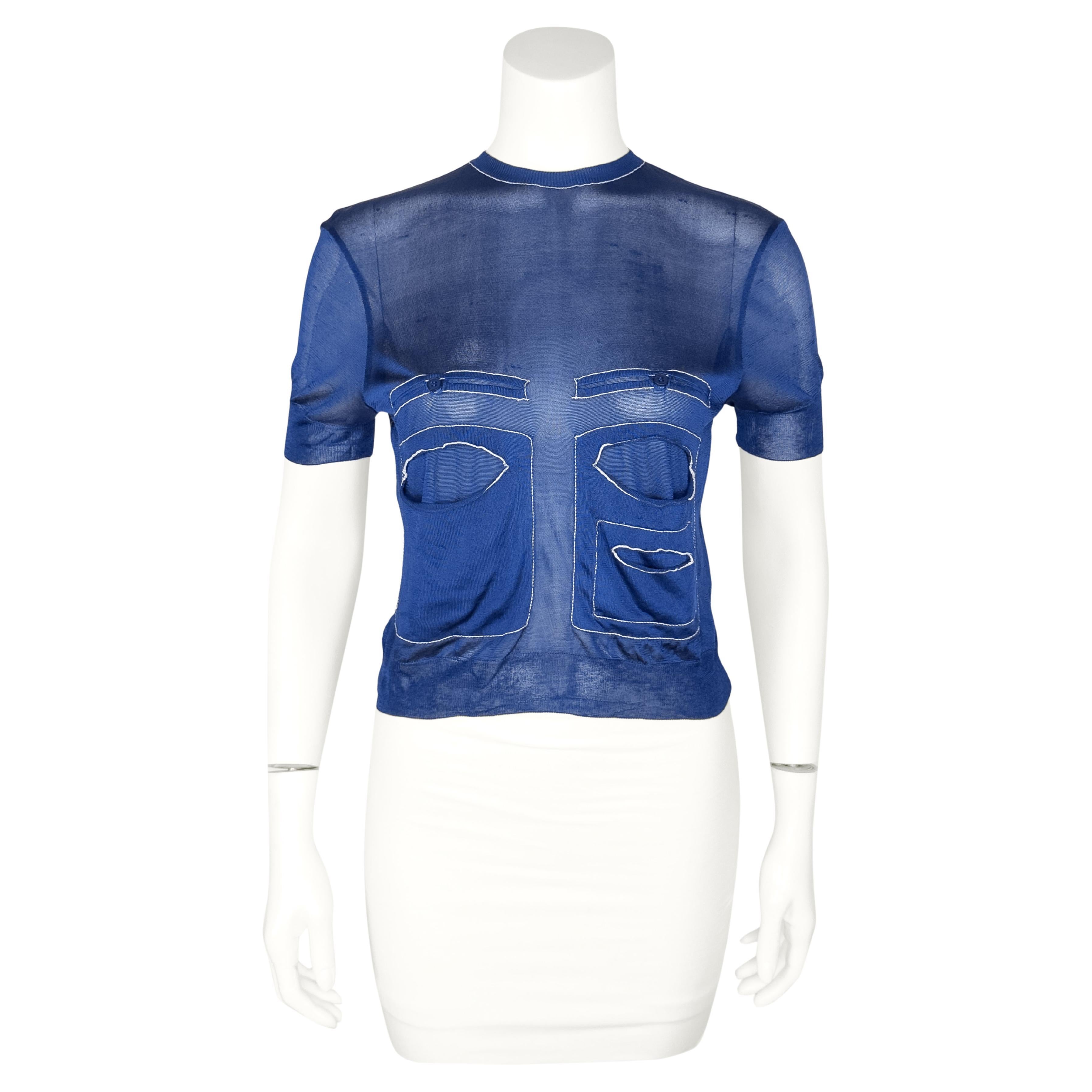 How can I tell if a Balenciaga shirt is real?