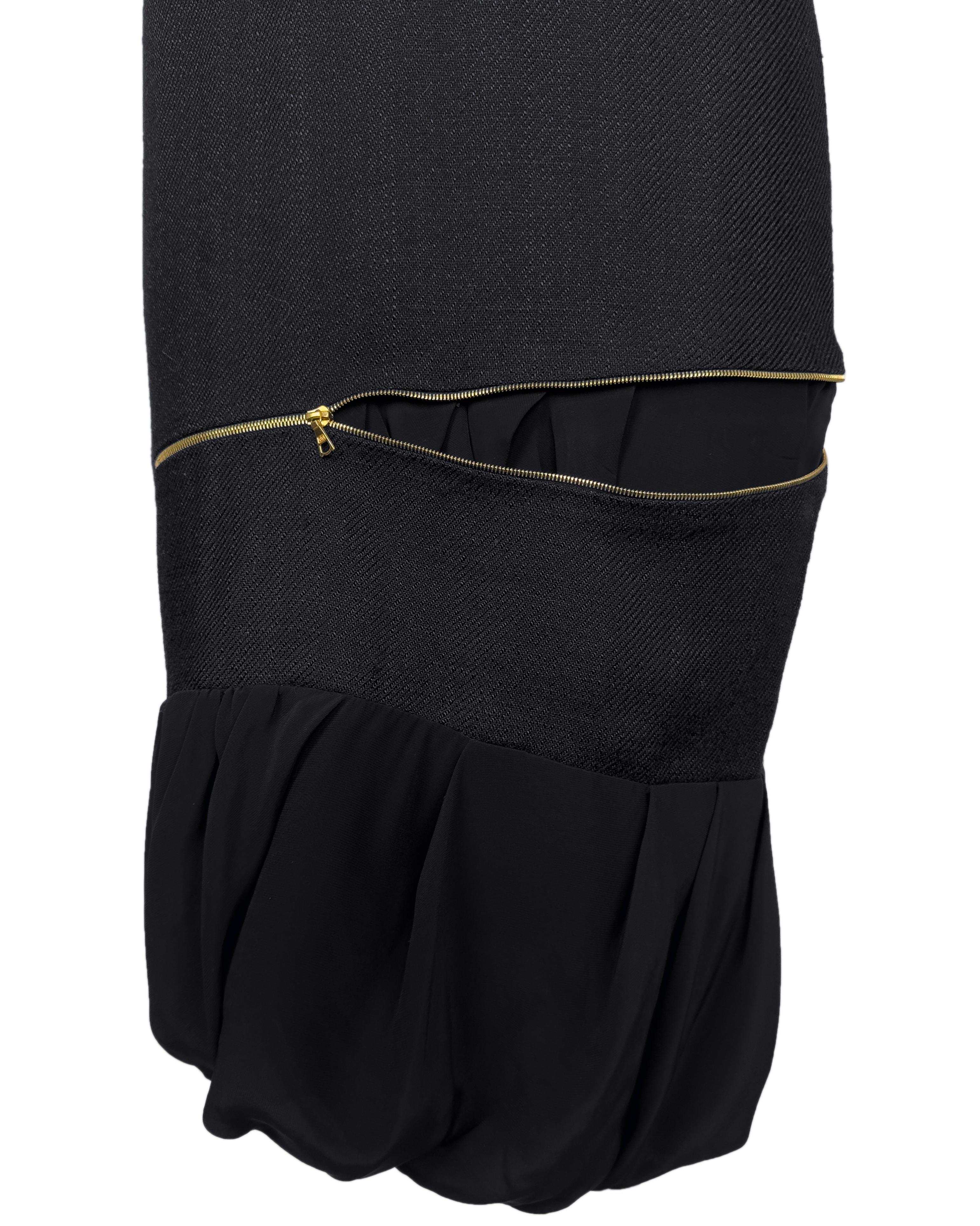 Balenciaga by Nicolas Ghesquière - Abito con zip a spirale in seta Primavera Estate 2005 in vendita 2