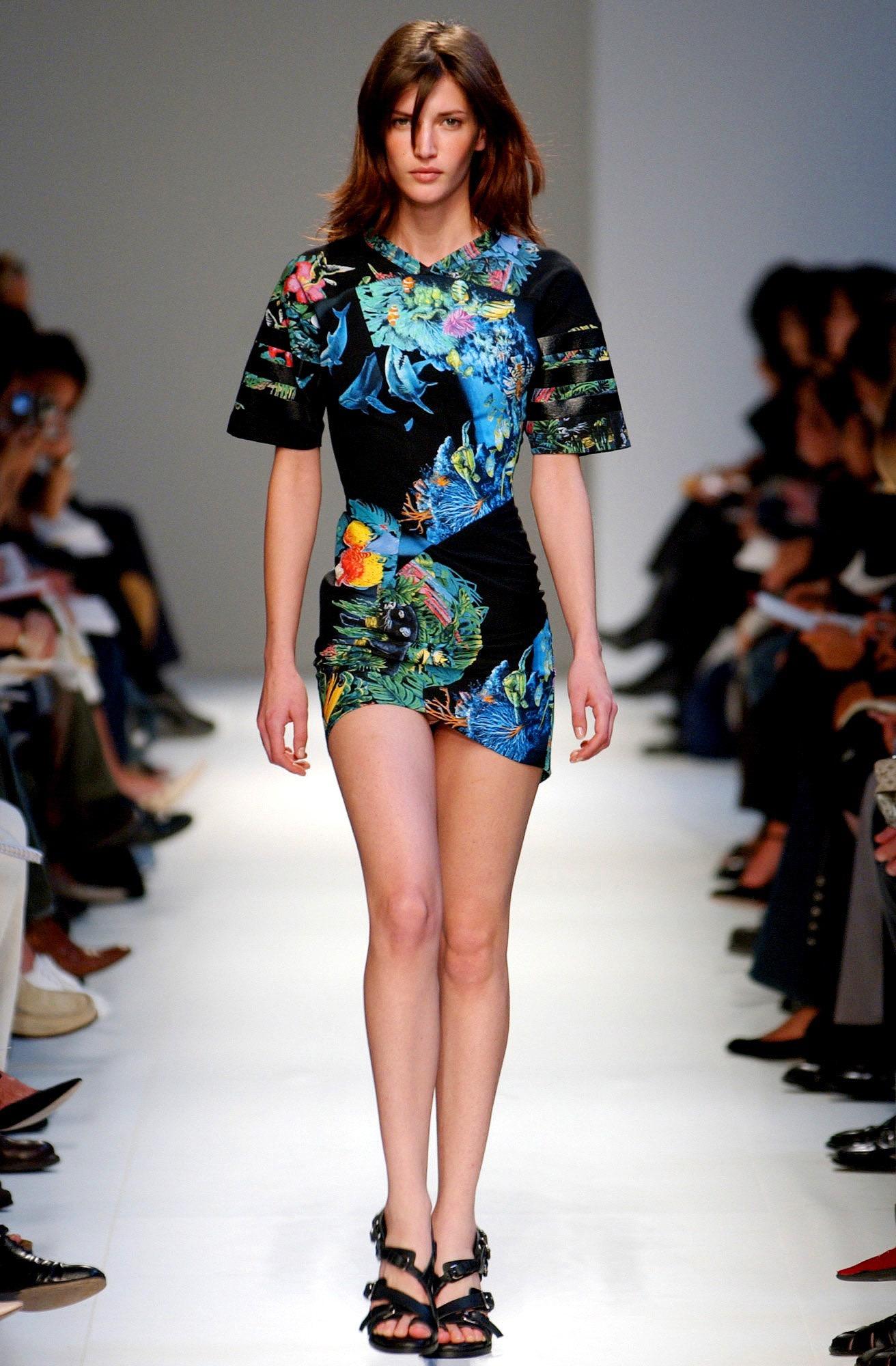 BALENCIAGA BY NICOLAS GHESQUIÈRE SS 03 iconic and rare printed dress For Sale 2