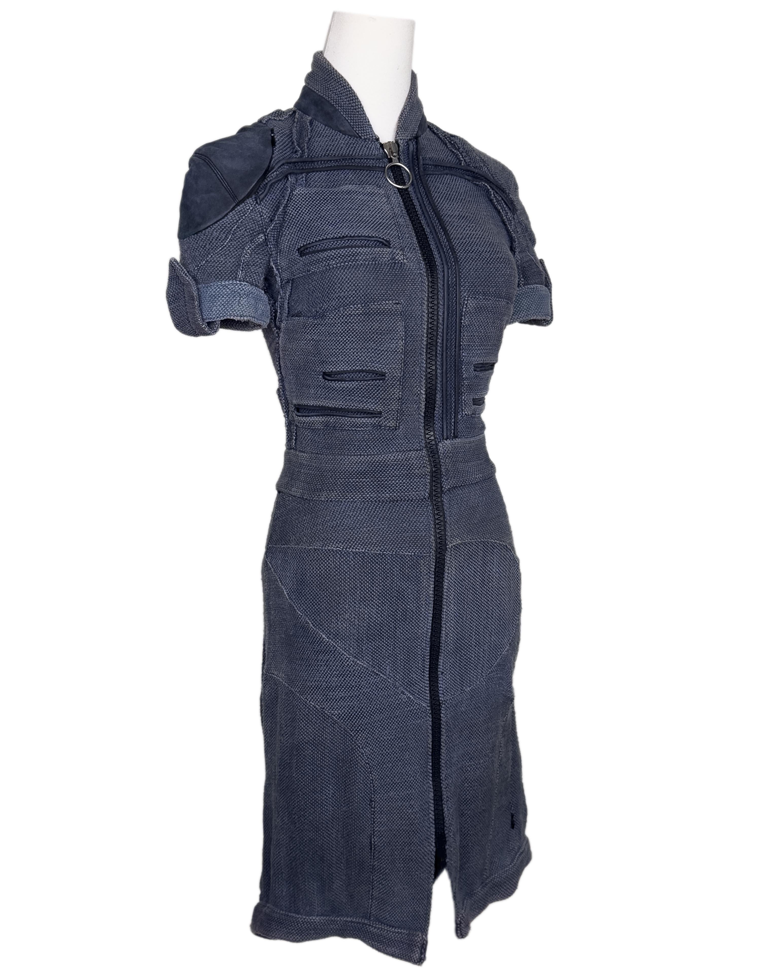 Balenciaga by Nicolas Ghesquière SS 2003 Laufsteg Graublaues Patchwork-Kleid mit Reißverschluss im Zustand „Gut“ im Angebot in Toronto, Ontario