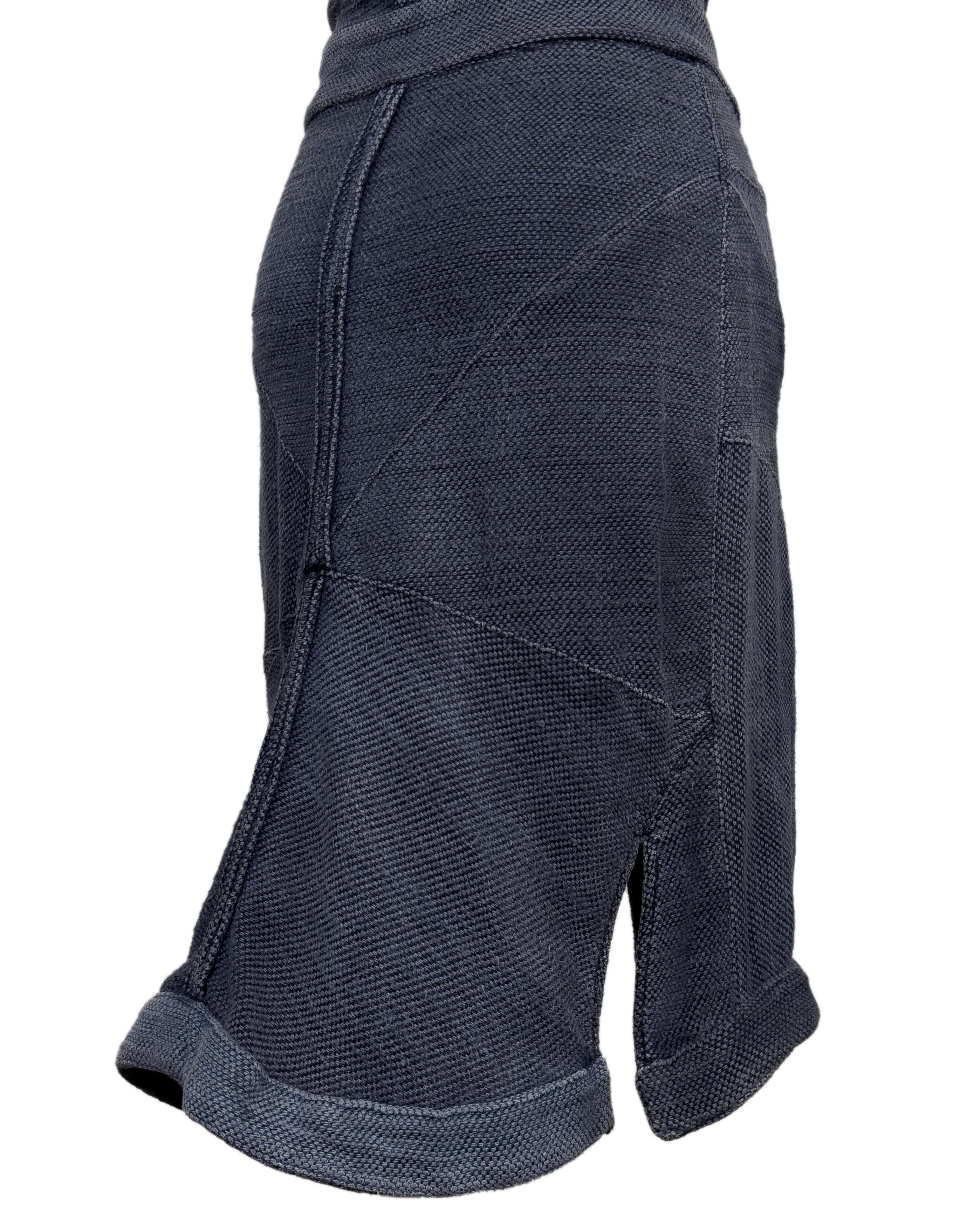 Balenciaga by Nicolas Ghesquière SS 2003 Laufsteg Graublaues Patchwork-Kleid mit Reißverschluss im Angebot 3