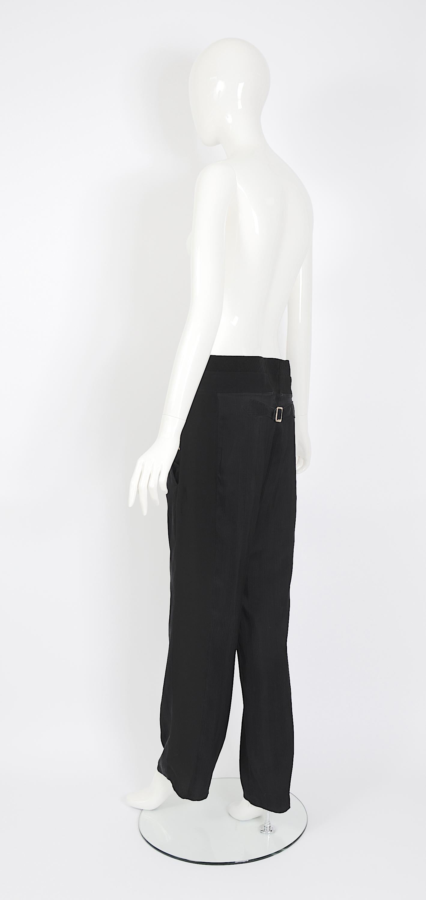 Balenciaga by Nicolas Ghesquière SS 2005 runway black silk brass buttons pants In Good Condition For Sale In Antwerp, BE
