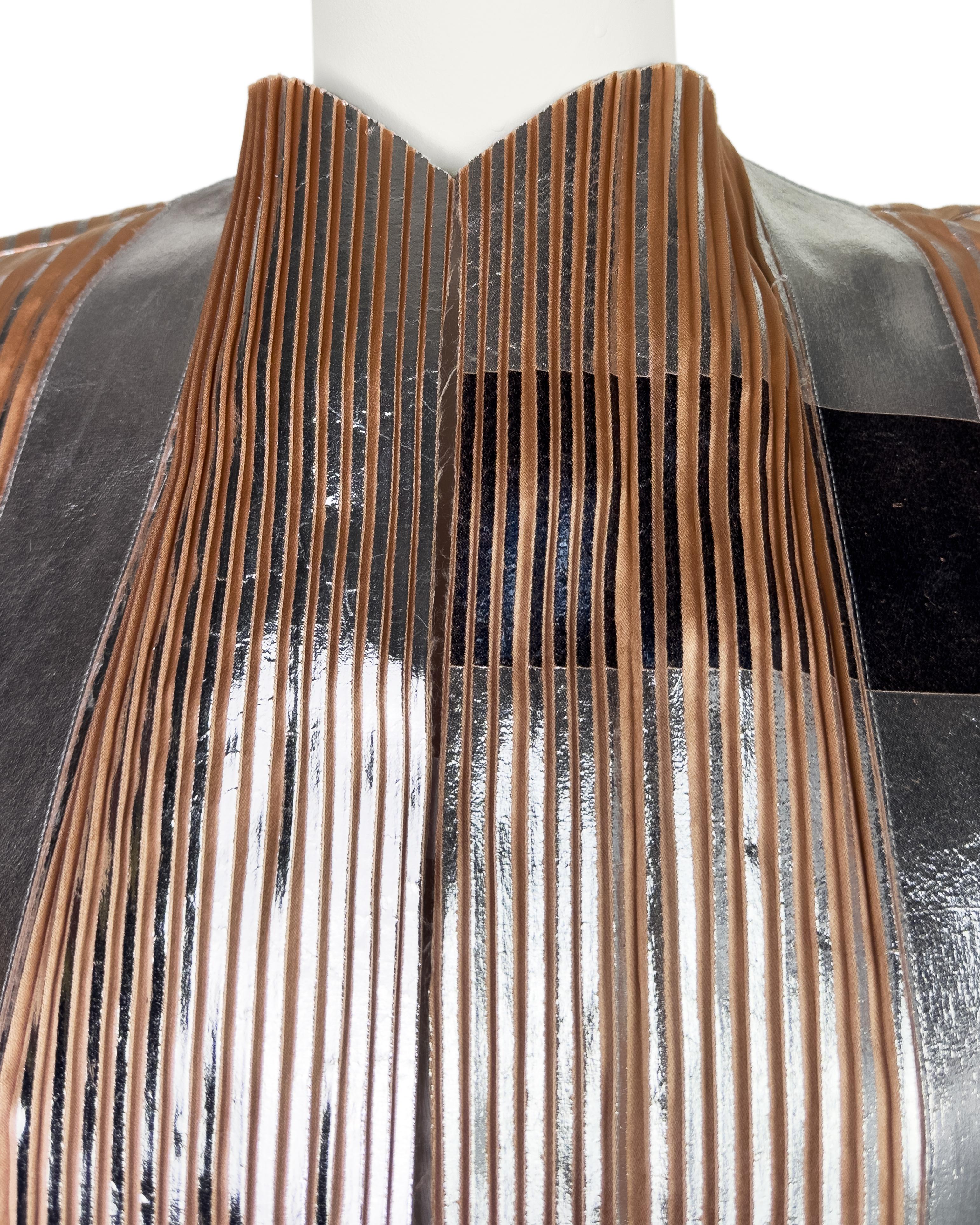 Balenciaga by Nicolas Ghesquière SS 2009 Runway Metallic Pleated Jacket For Sale 2