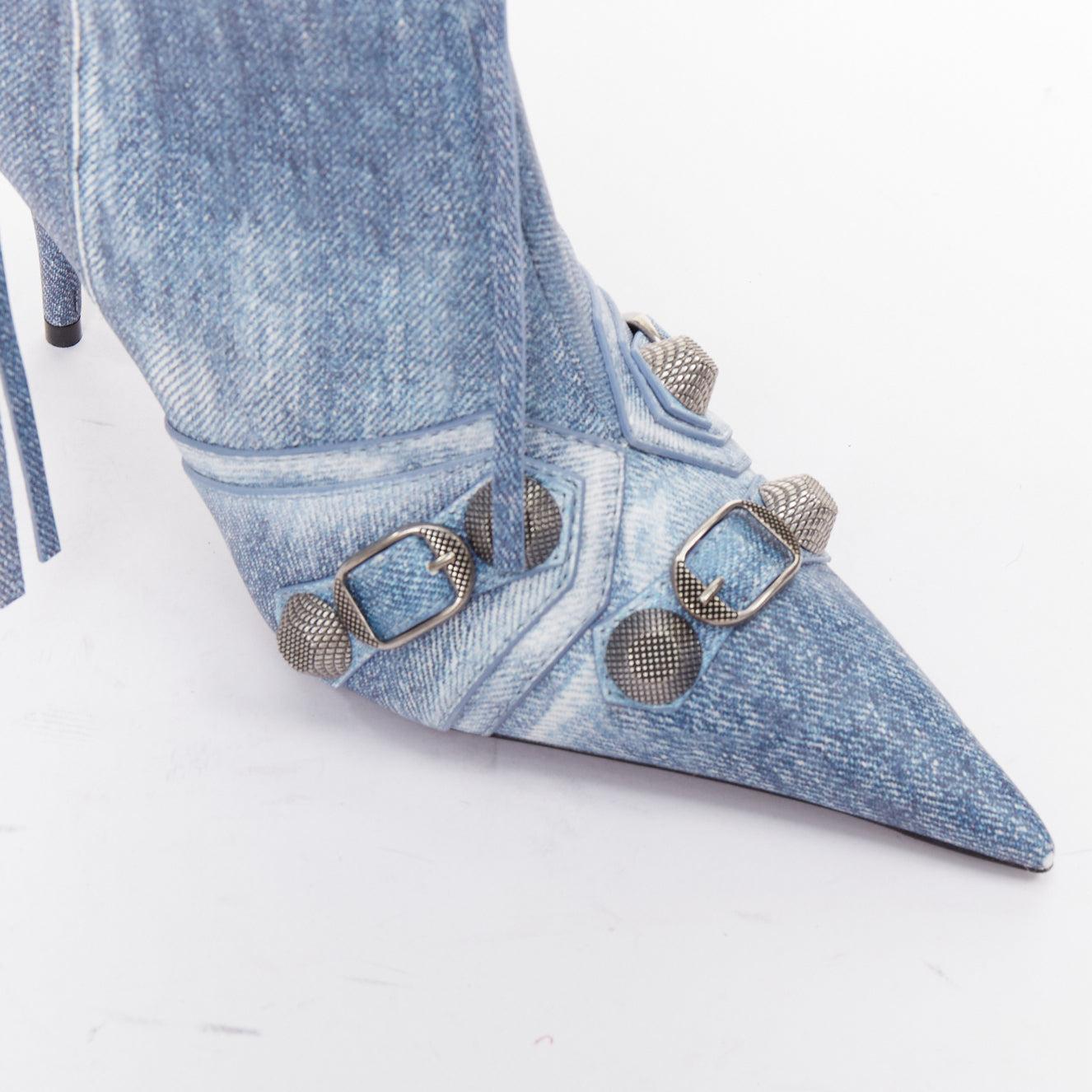 BALENCIAGA Cagole azul denim piel estampada tachuelas plateadas moto botas altas EU37 en venta 2
