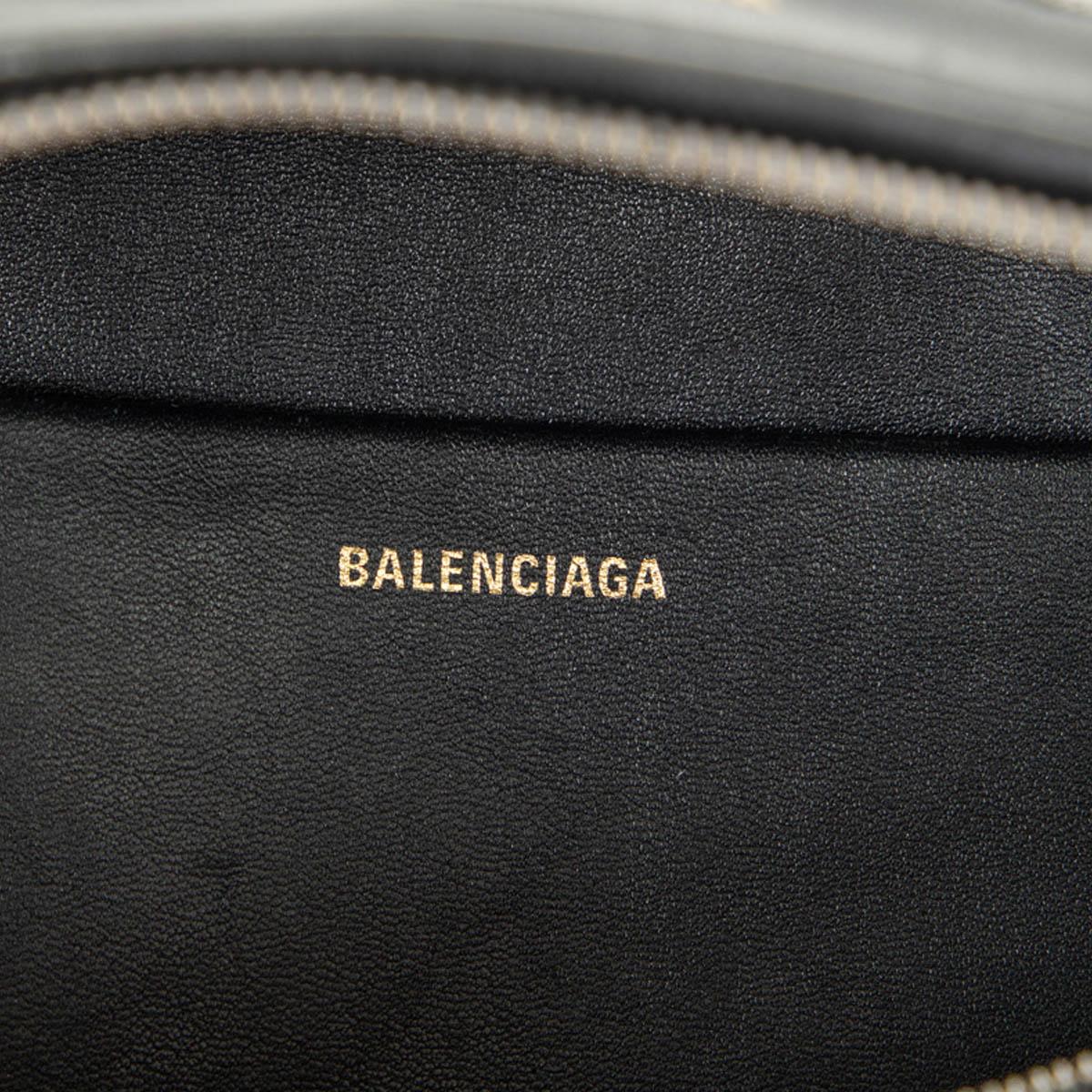 BALENCIAGA canvas JACQUARD ALL OVER LOGO SOUVENIRS XS BELT Bag In Excellent Condition In Zürich, CH