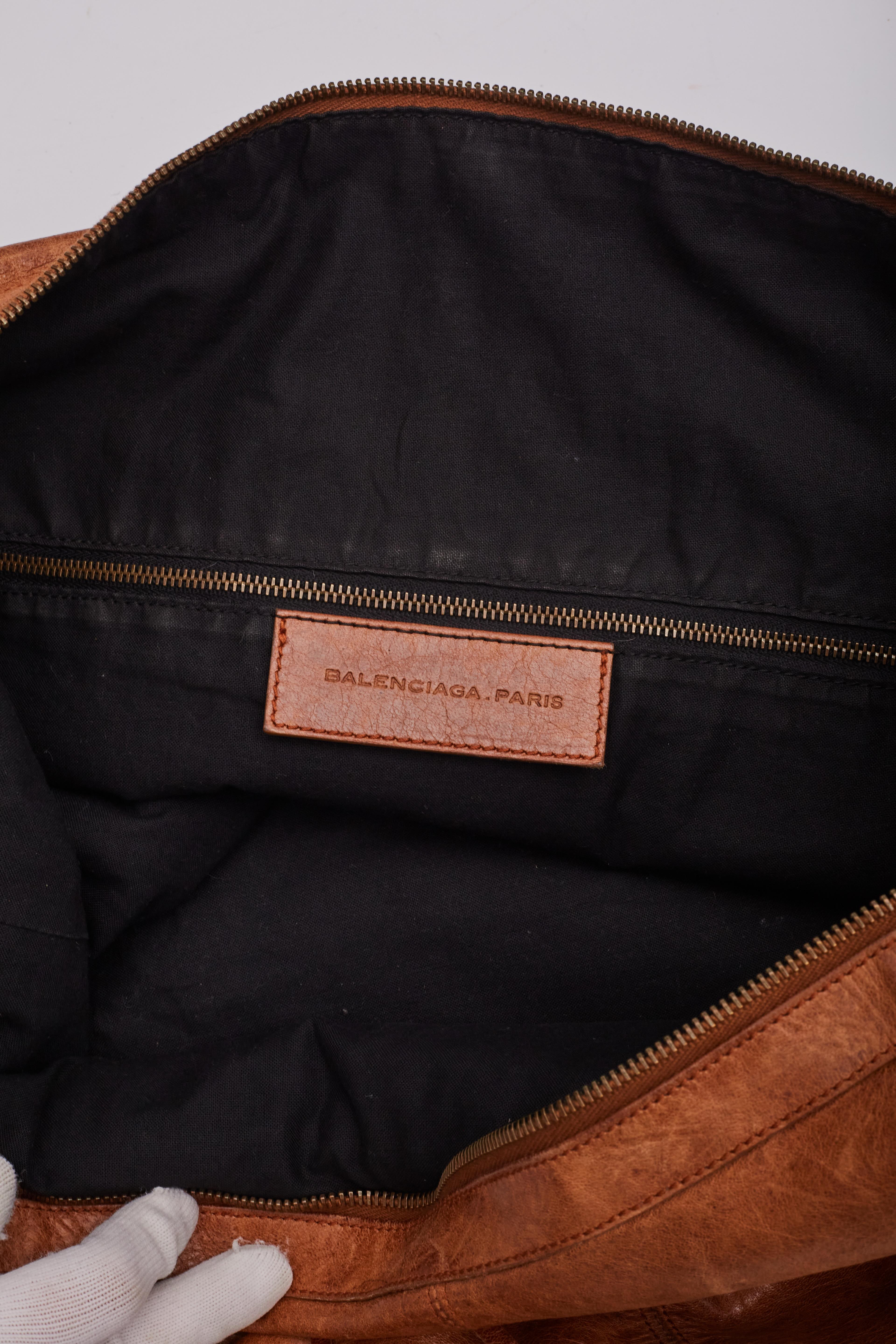 Balenciaga Caramel Leather Agneau Classic Hardware Day Hobo Bag 4