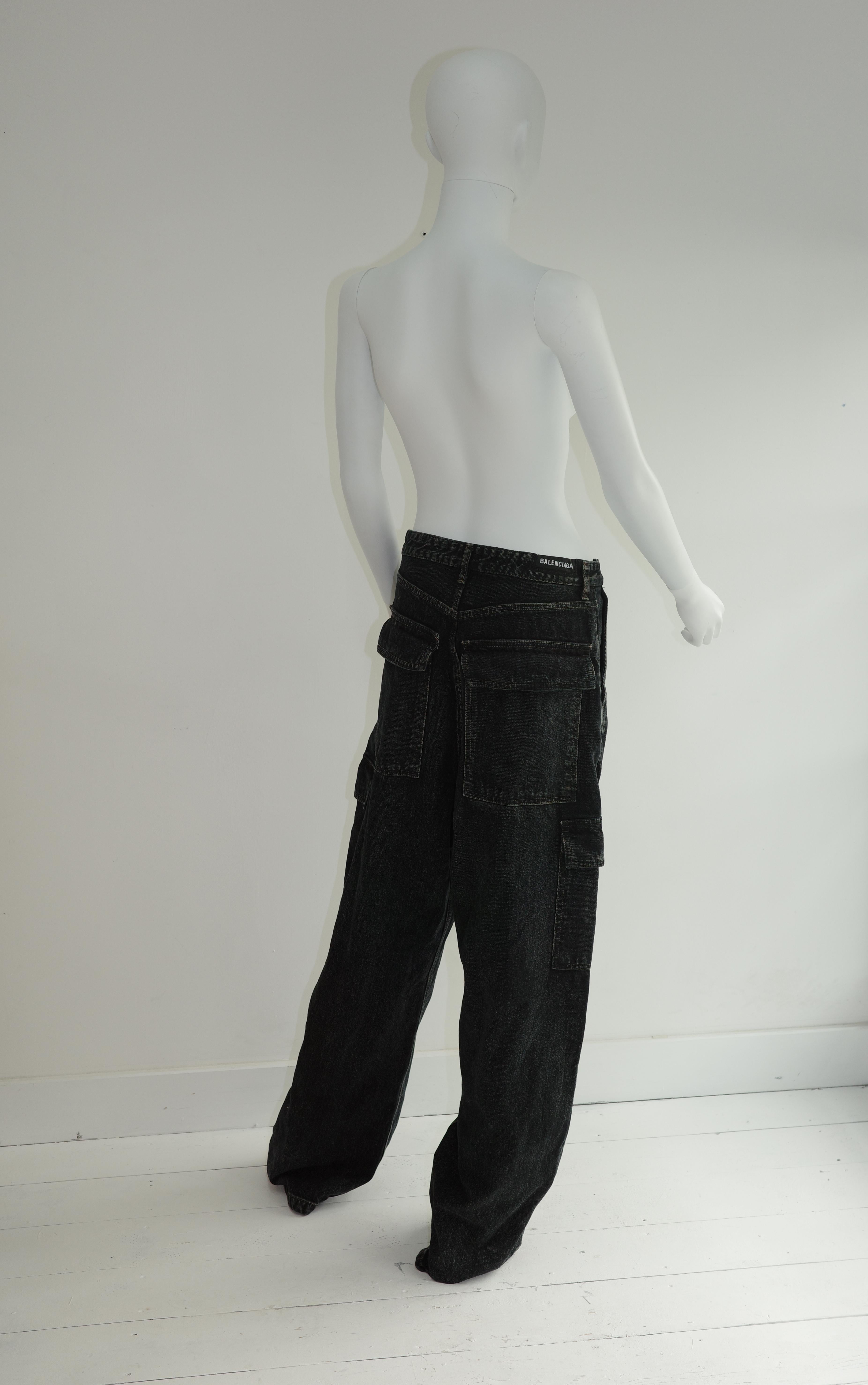 BALENCIAGA Cargo Baggy-Hose aus dunkelblauem Denim im Angebot 11