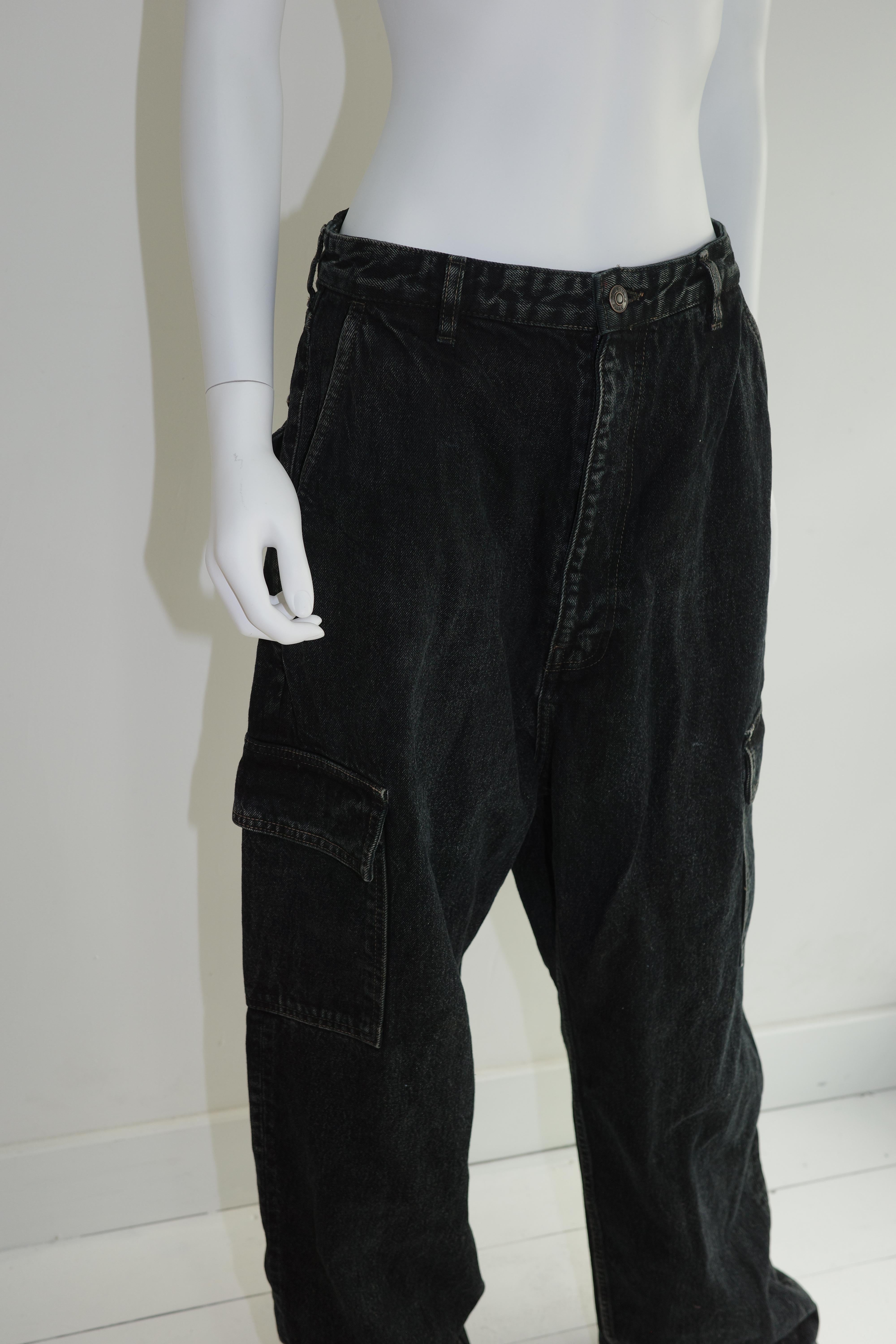 BALENCIAGA Cargo Baggy-Hose aus dunkelblauem Denim Herren im Angebot