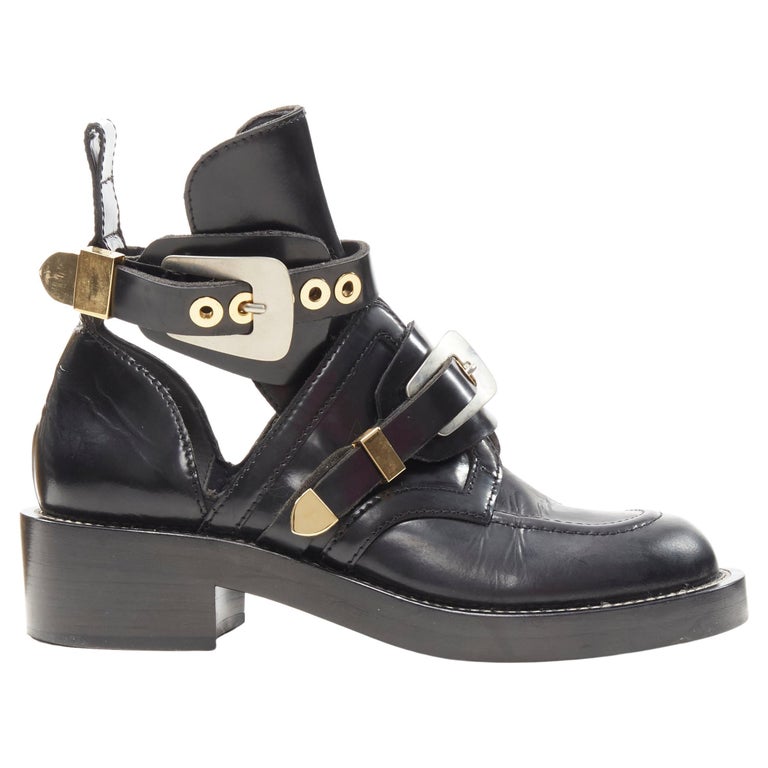 balenciaga boots buckle