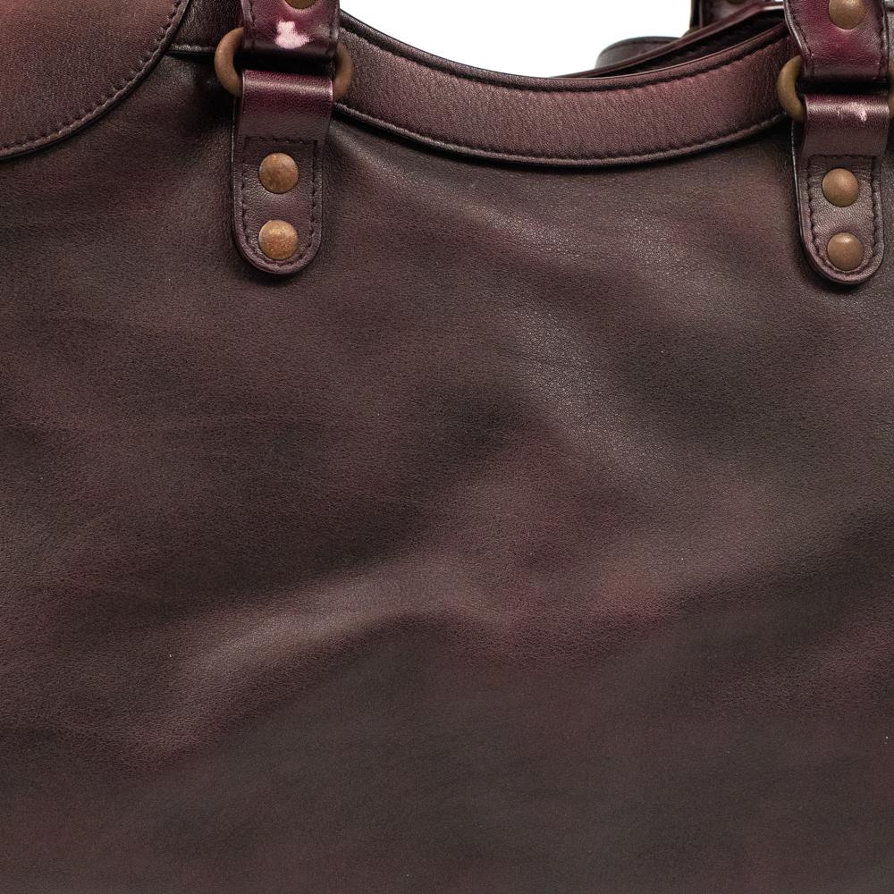 Balenciaga, City Bag in burgundy leather 12