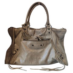 Sac Balenciaga City en cuir beige avec poignées