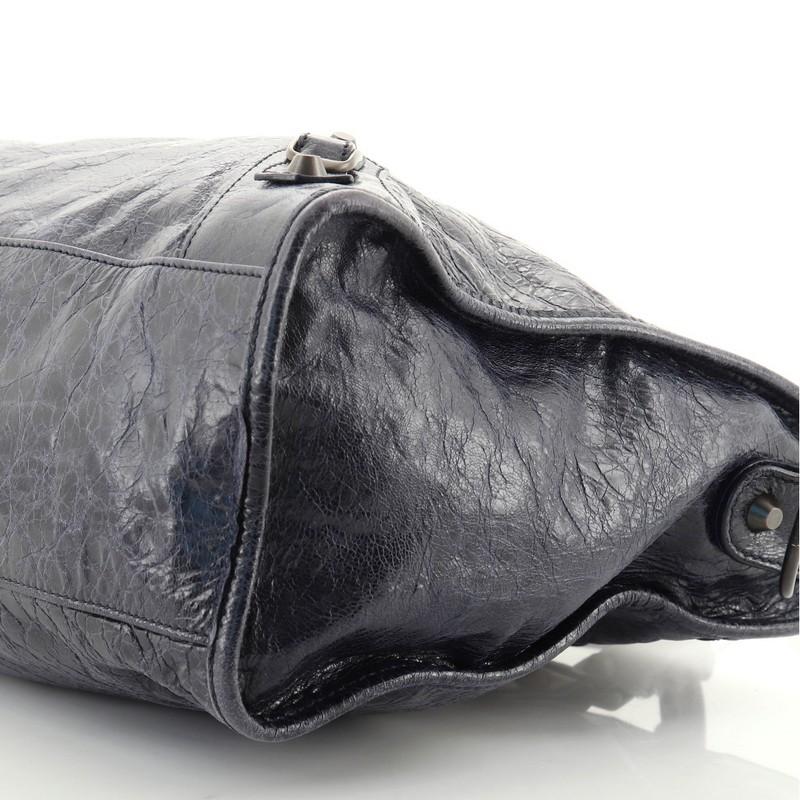 Balenciaga City Classic Studs Bag Leather Medium In Good Condition In NY, NY