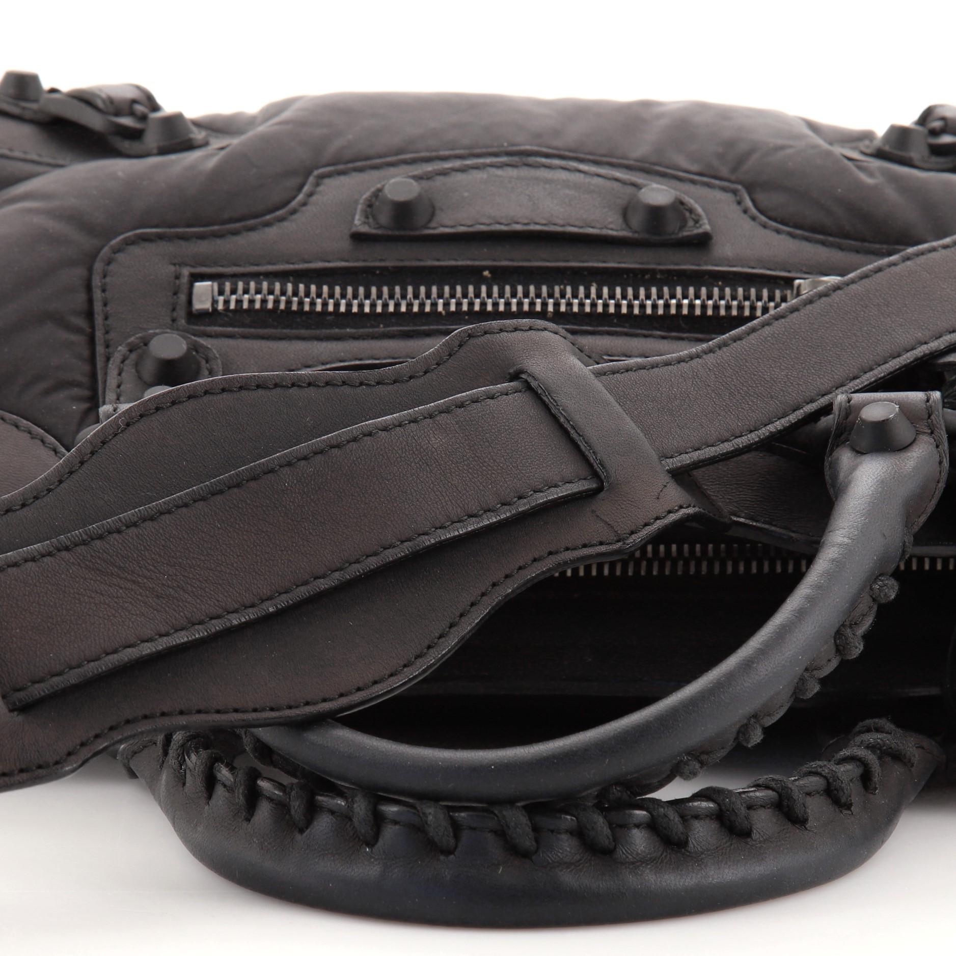 Klassische Nylon-Tasche mit Nieten von Balenciaga City Mini 3