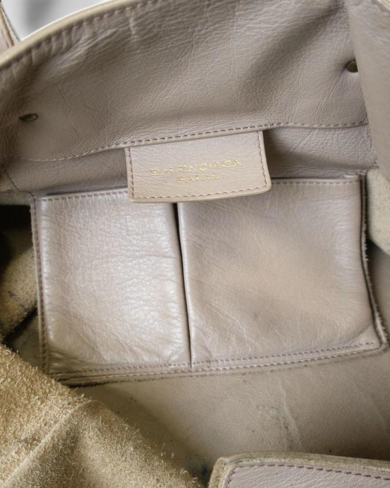 Balenciaga City Papier A4 Beige For Sale 11